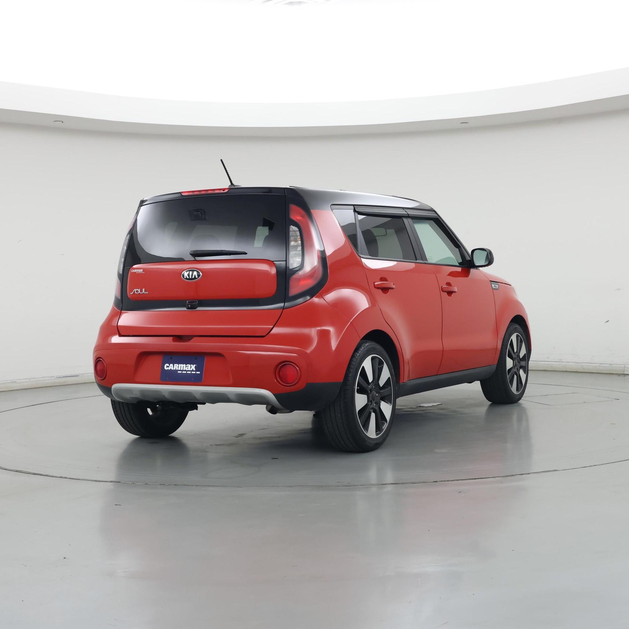 Thumbnail: 2019 Kia Soul - 8