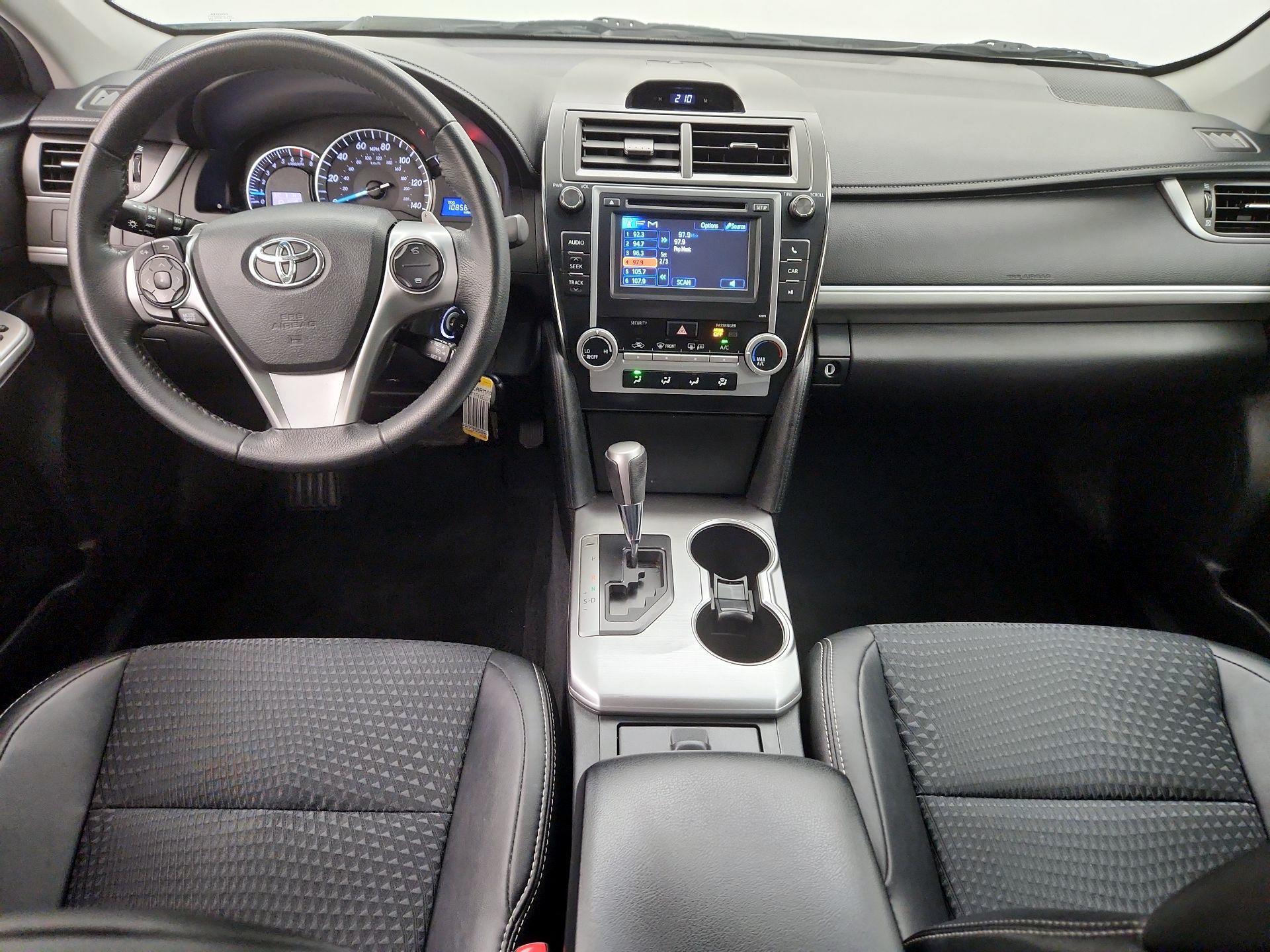 Thumbnail: 2014 Toyota Camry - 9