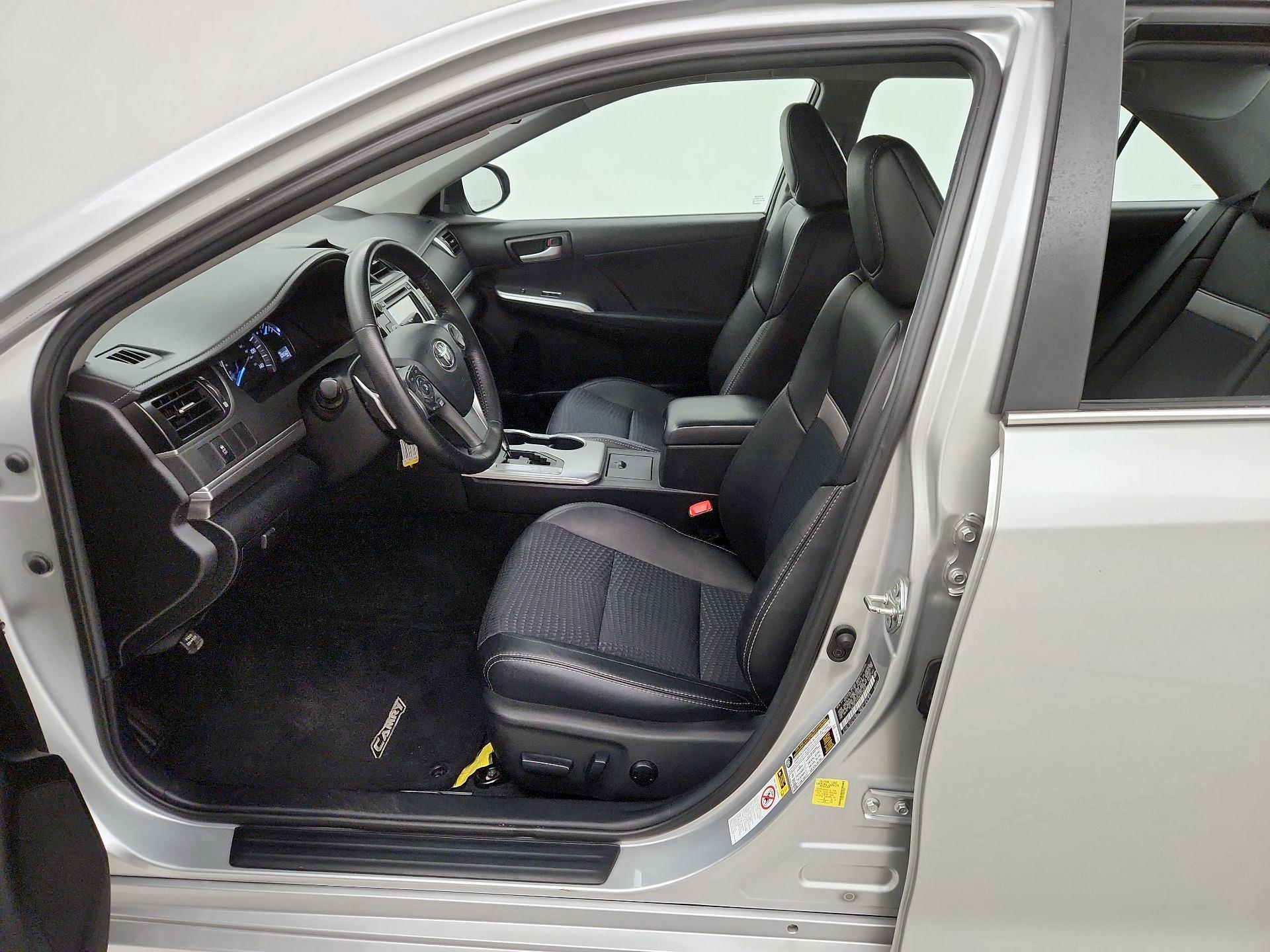 Thumbnail: 2014 Toyota Camry - 11