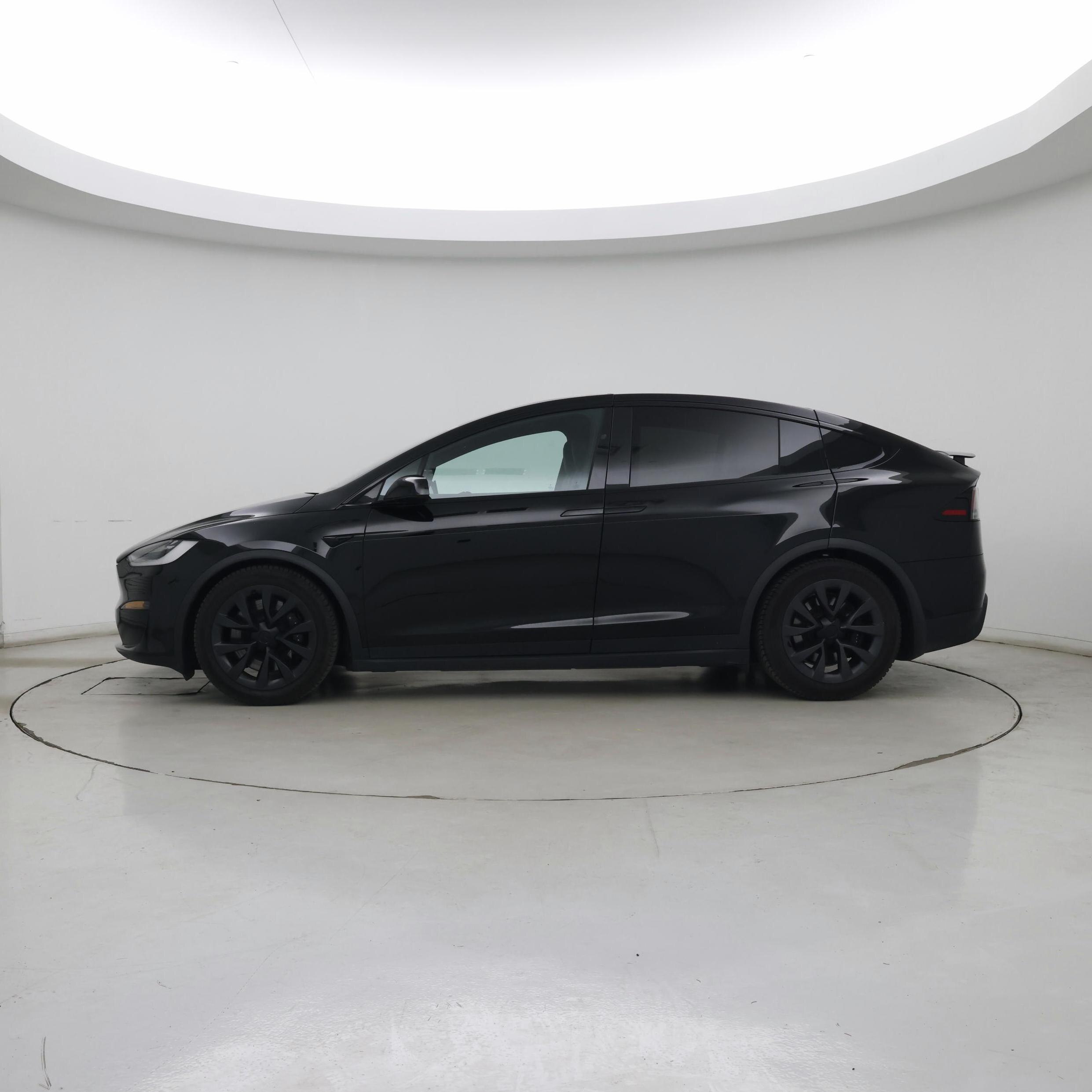 Thumbnail: 2023 Tesla Model X - 3