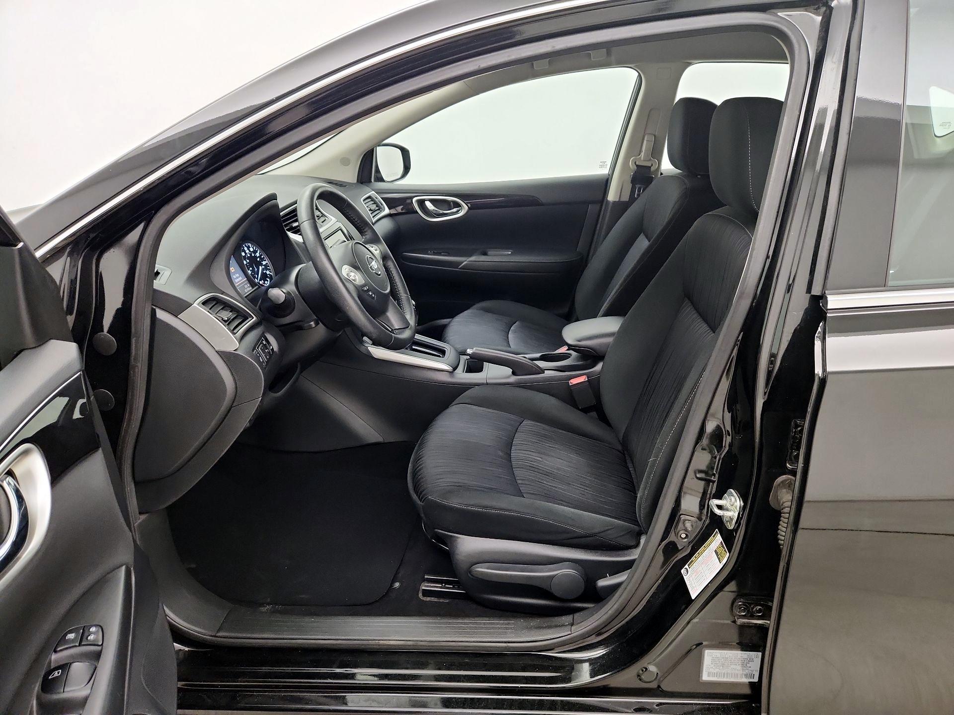 Thumbnail: 2019 Nissan Sentra - 11
