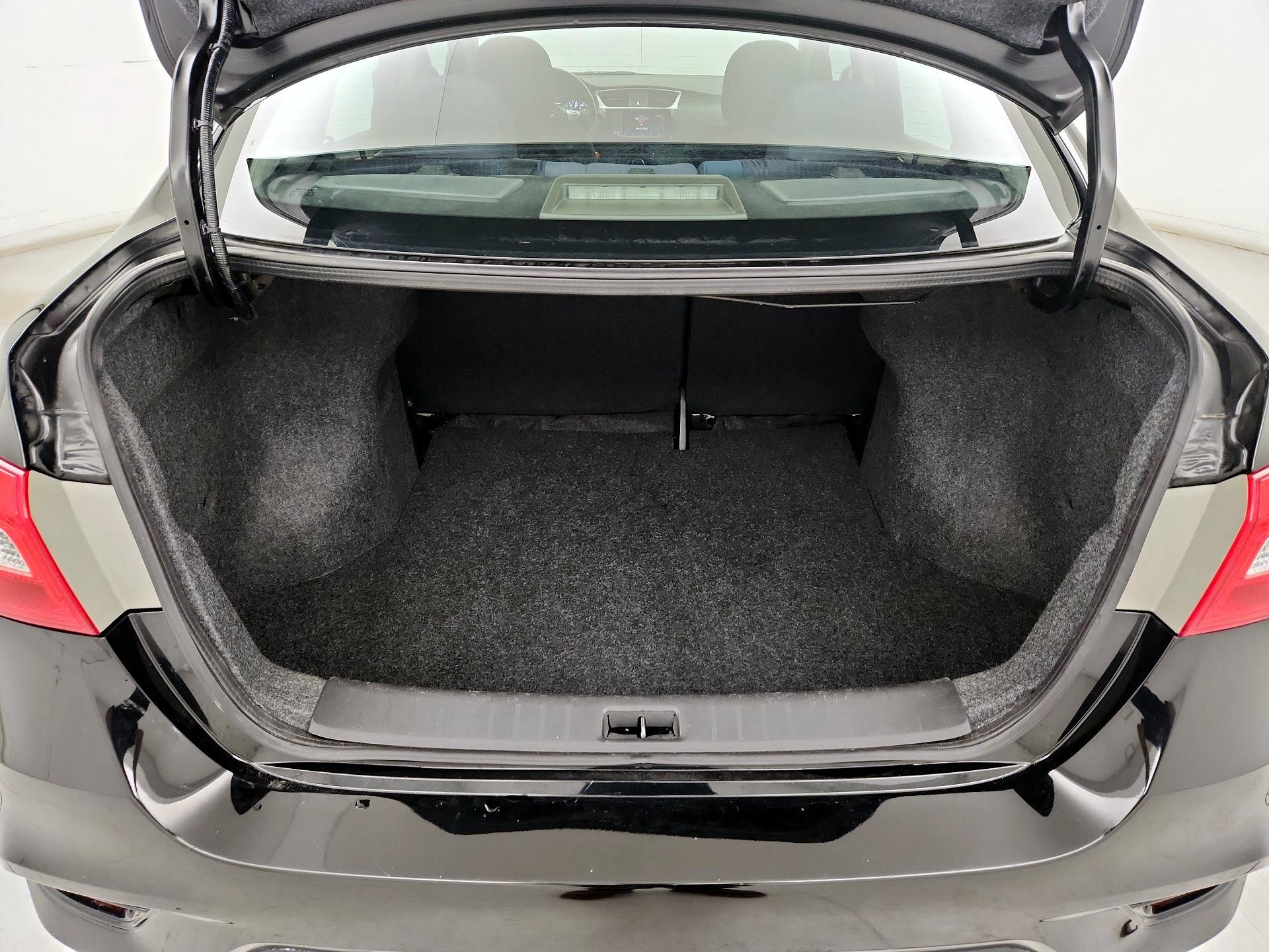 Thumbnail: 2019 Nissan Sentra - 20