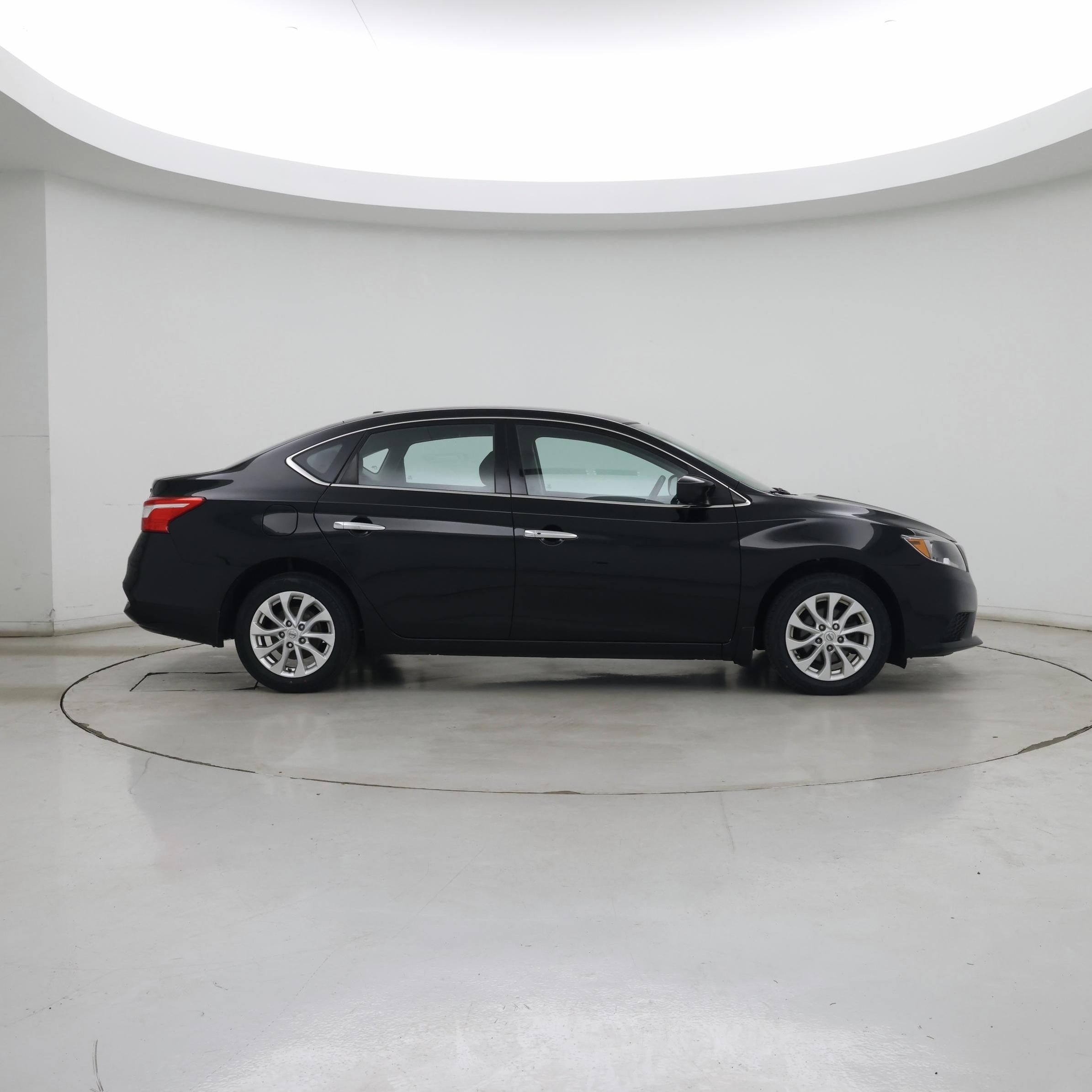 Thumbnail: 2019 Nissan Sentra - 7