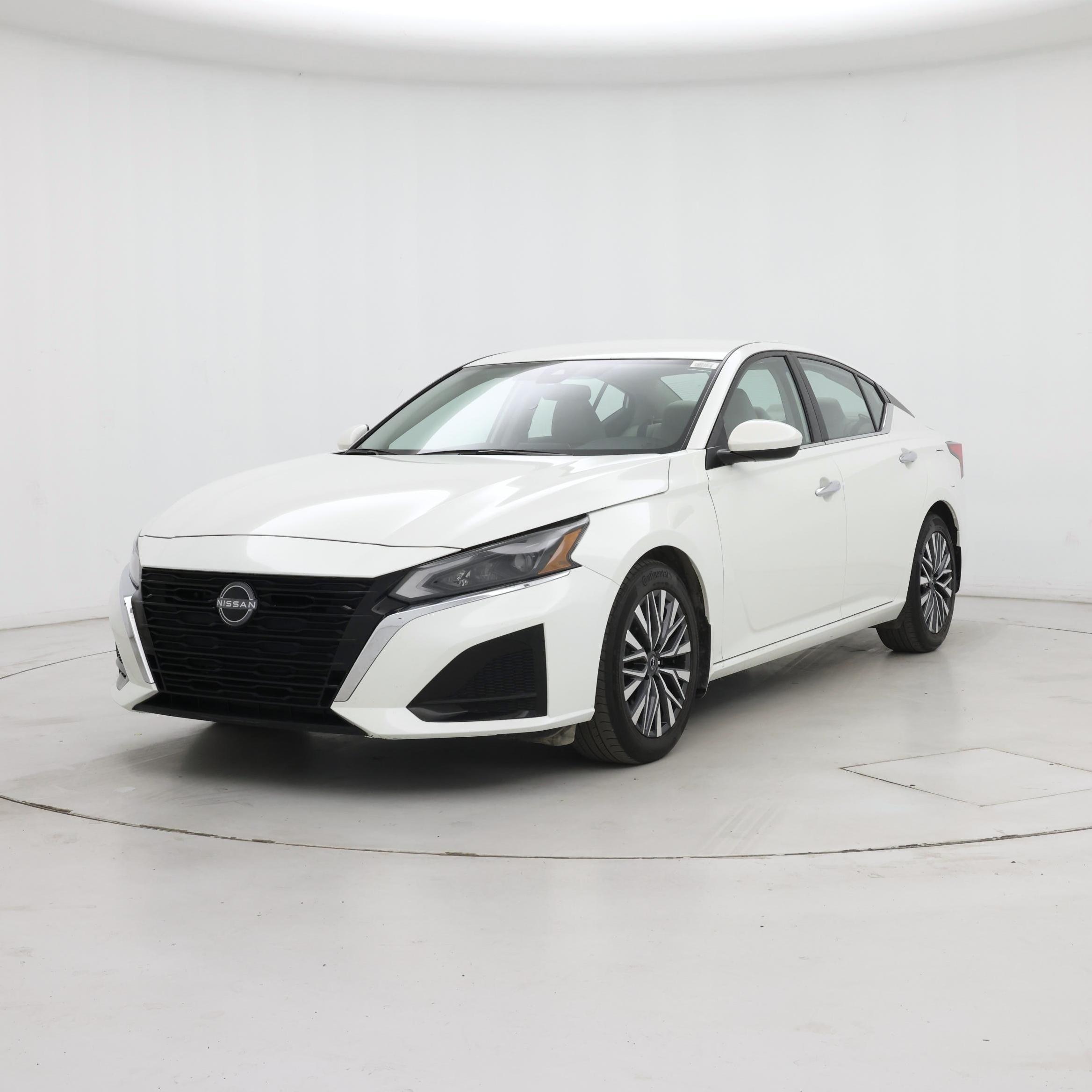 Thumbnail: 2023 Nissan Altima - 4