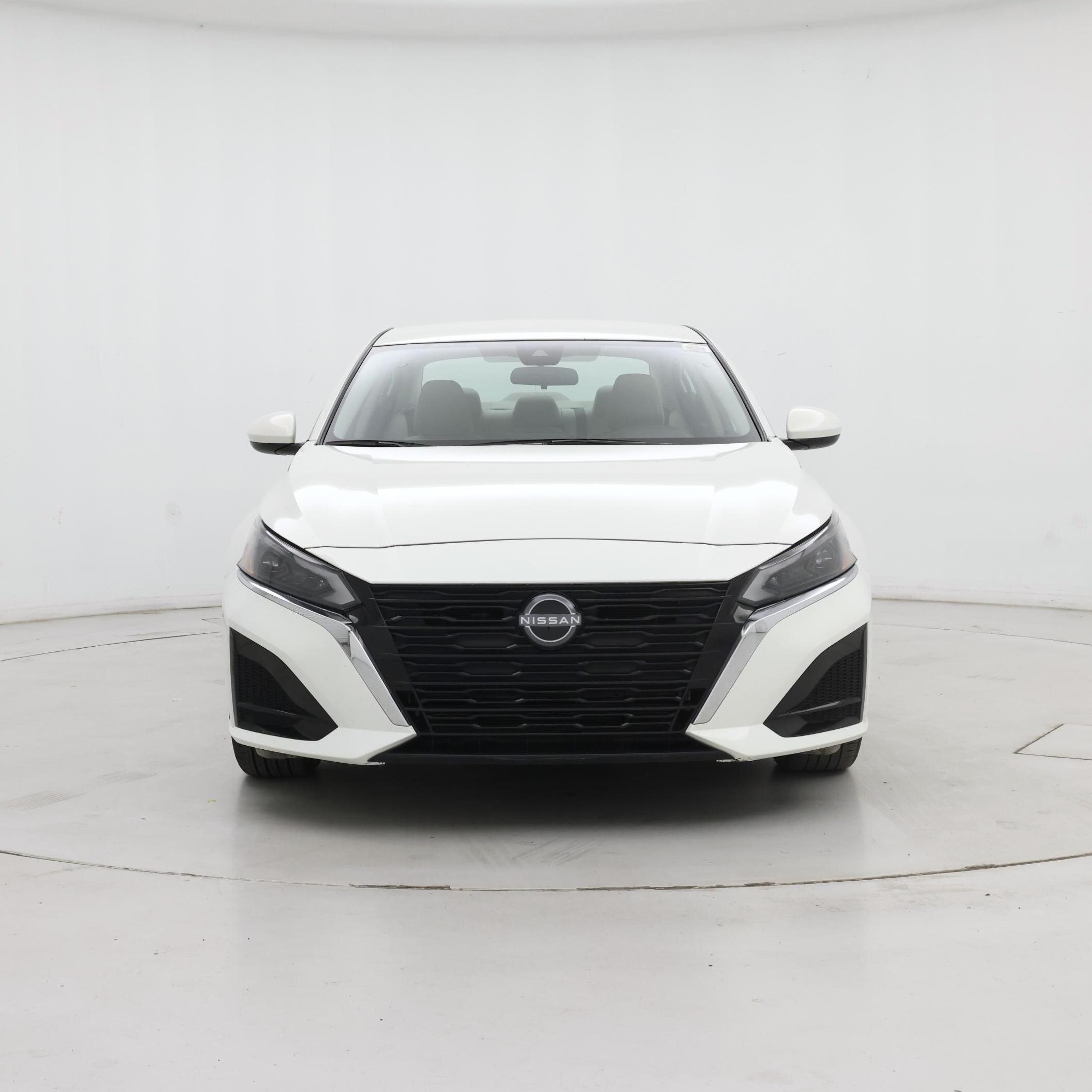 Thumbnail: 2023 Nissan Altima - 5
