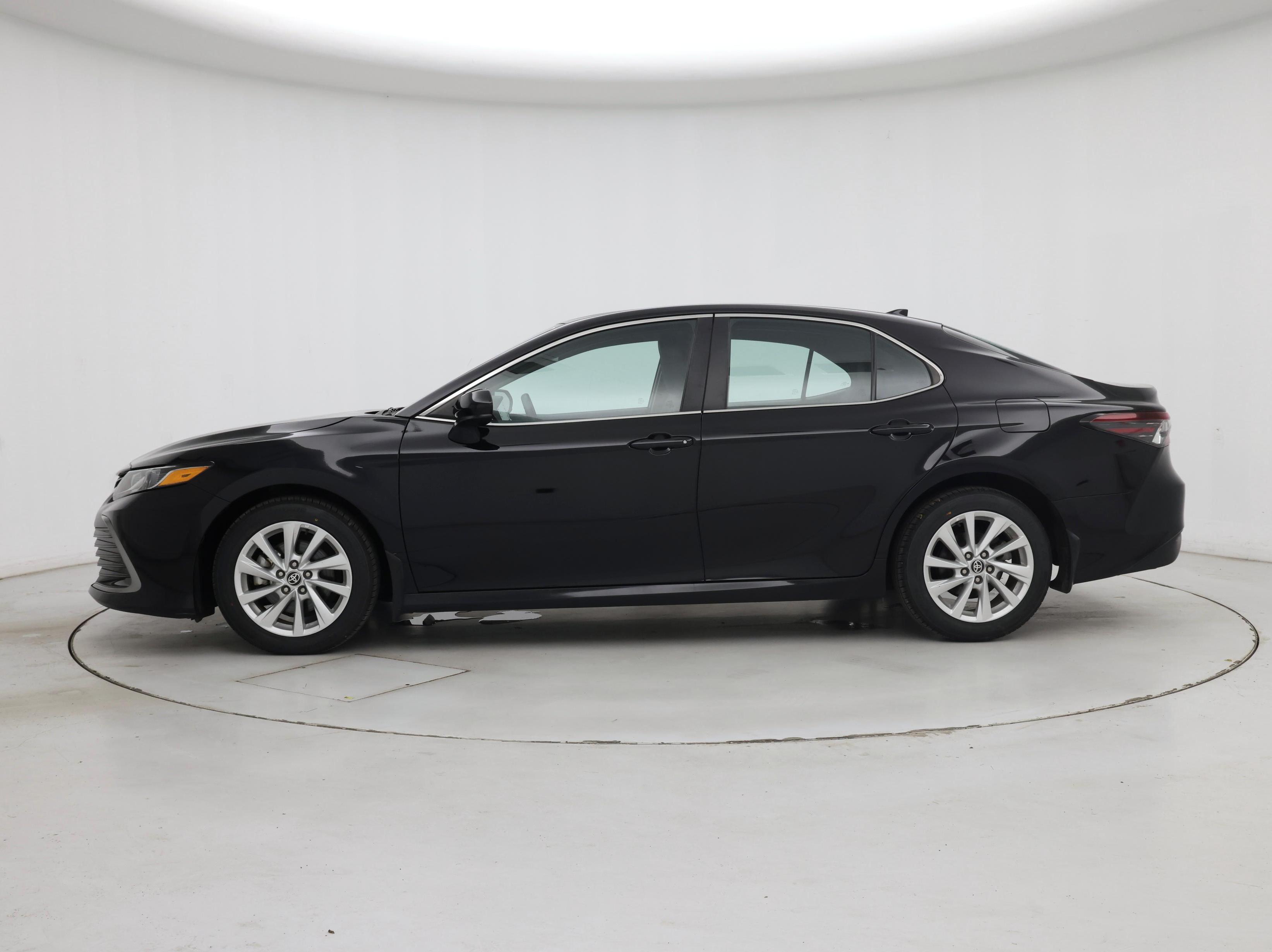 Thumbnail: 2024 Toyota Camry - 3