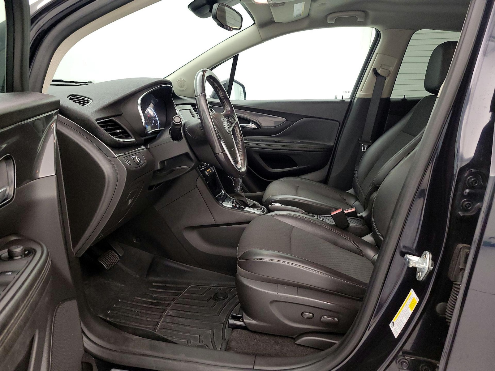 2021 Buick Encore Preferred - Photo 12