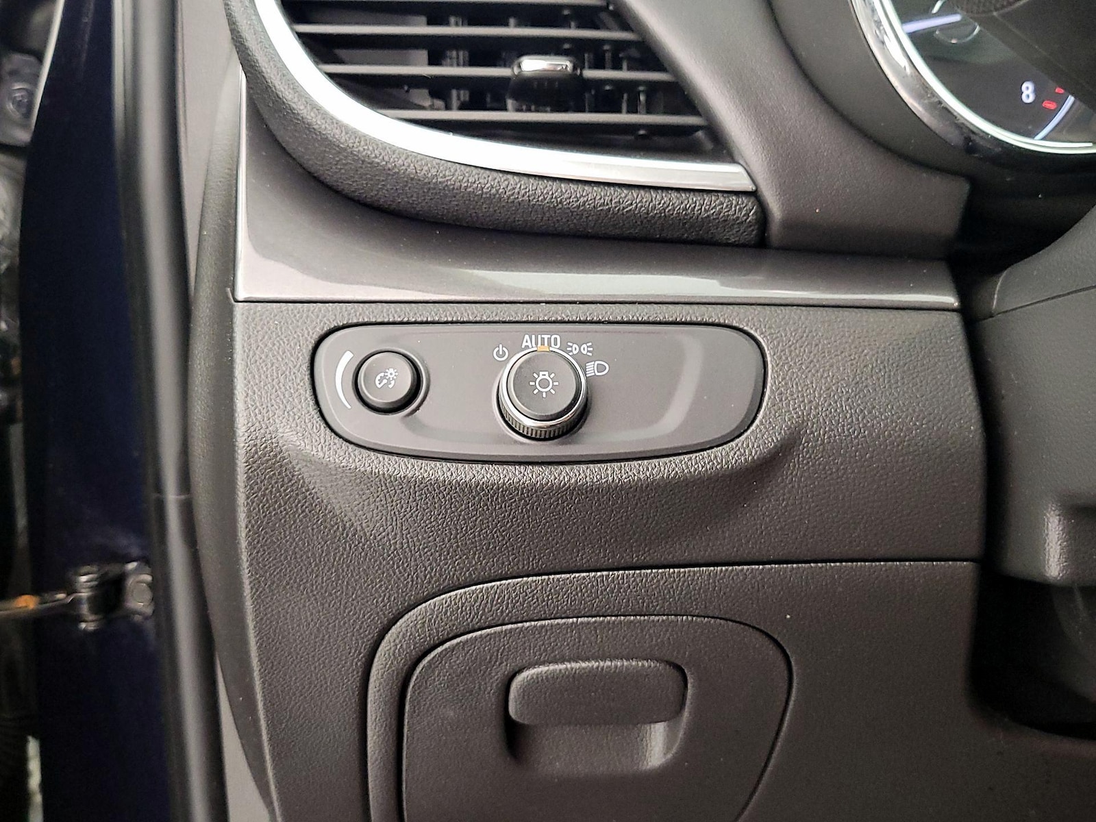 2021 Buick Encore Preferred - Photo 14