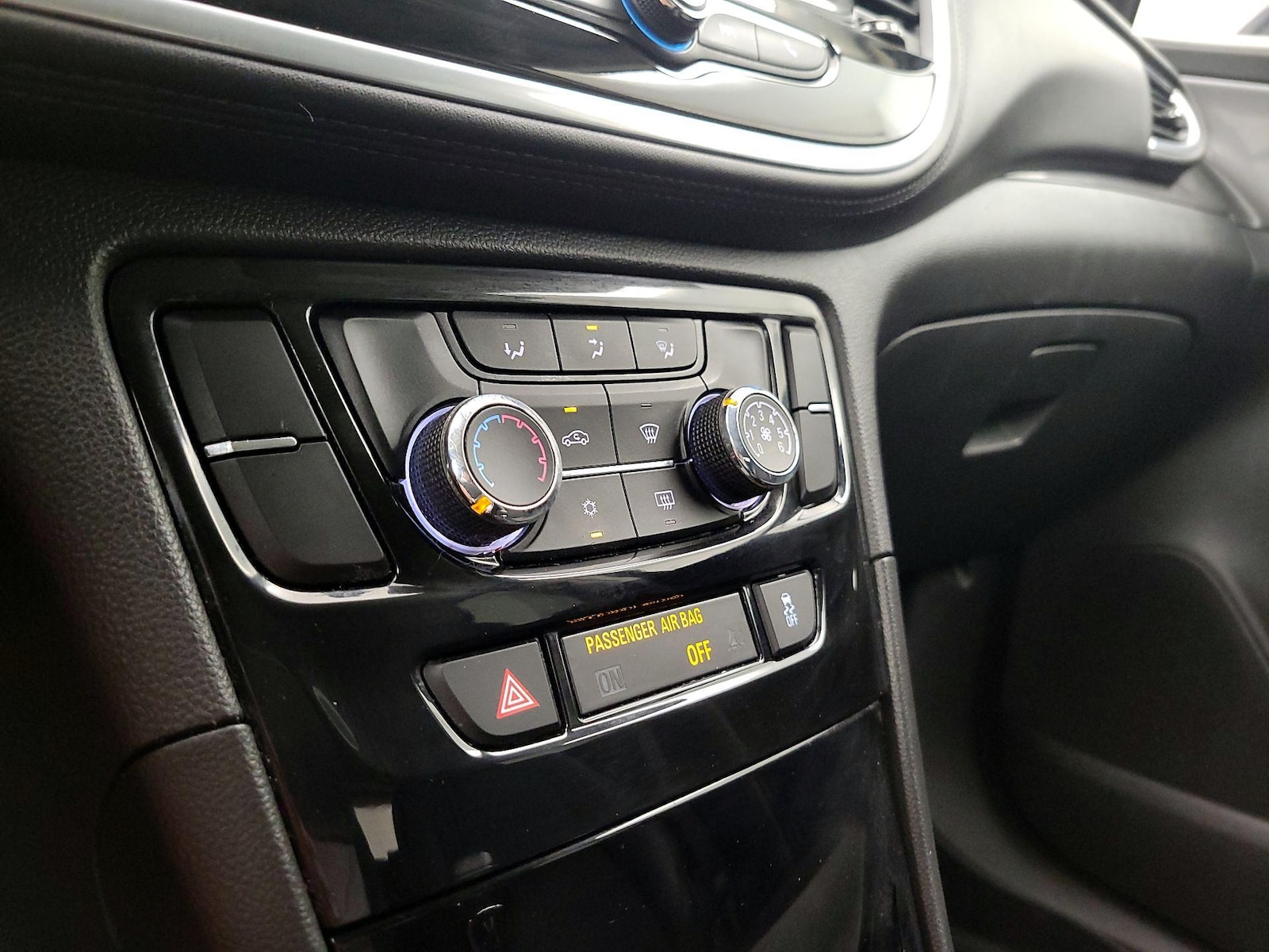 2021 Buick Encore Preferred - Photo 17