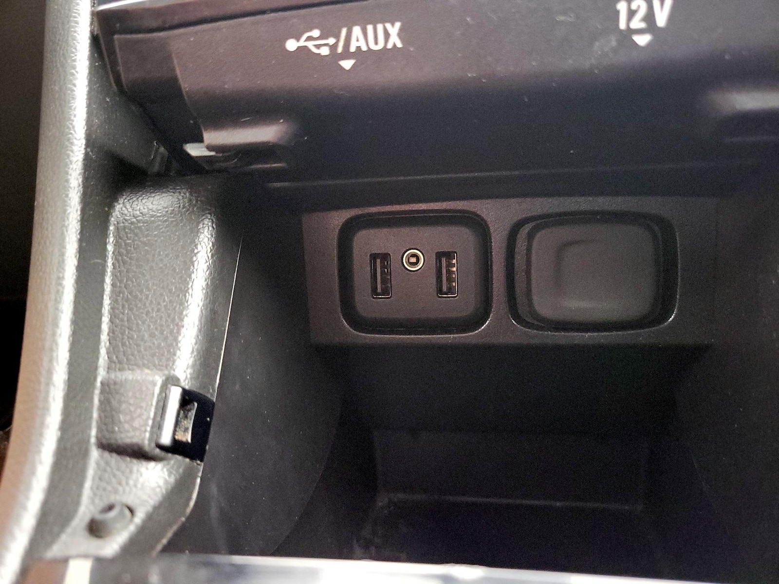 2021 Buick Encore Preferred - Photo 19