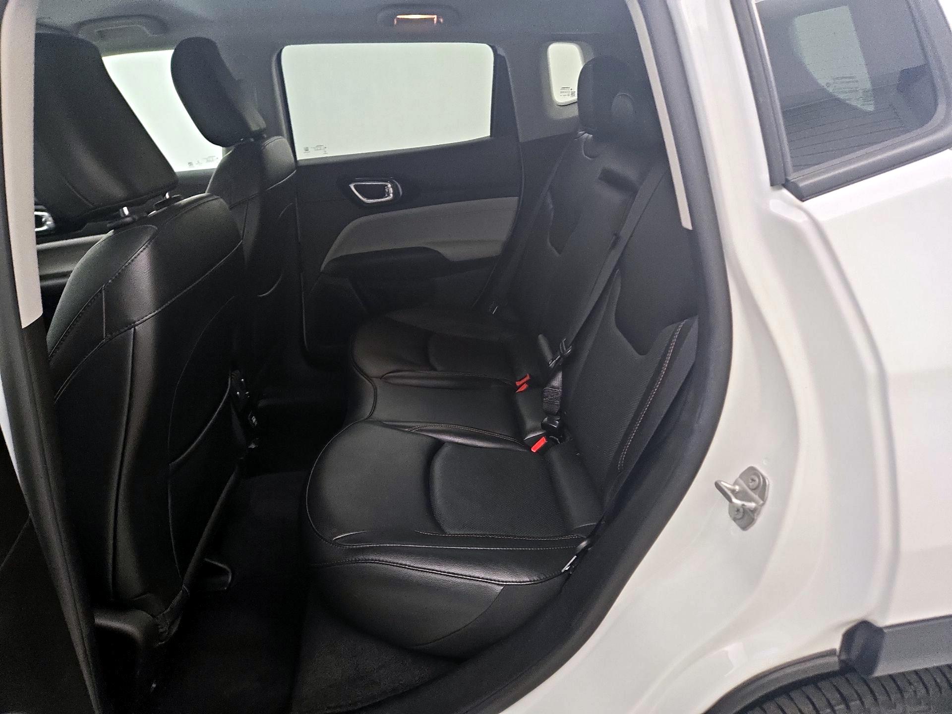 Thumbnail: 2022 Jeep Compass - 19
