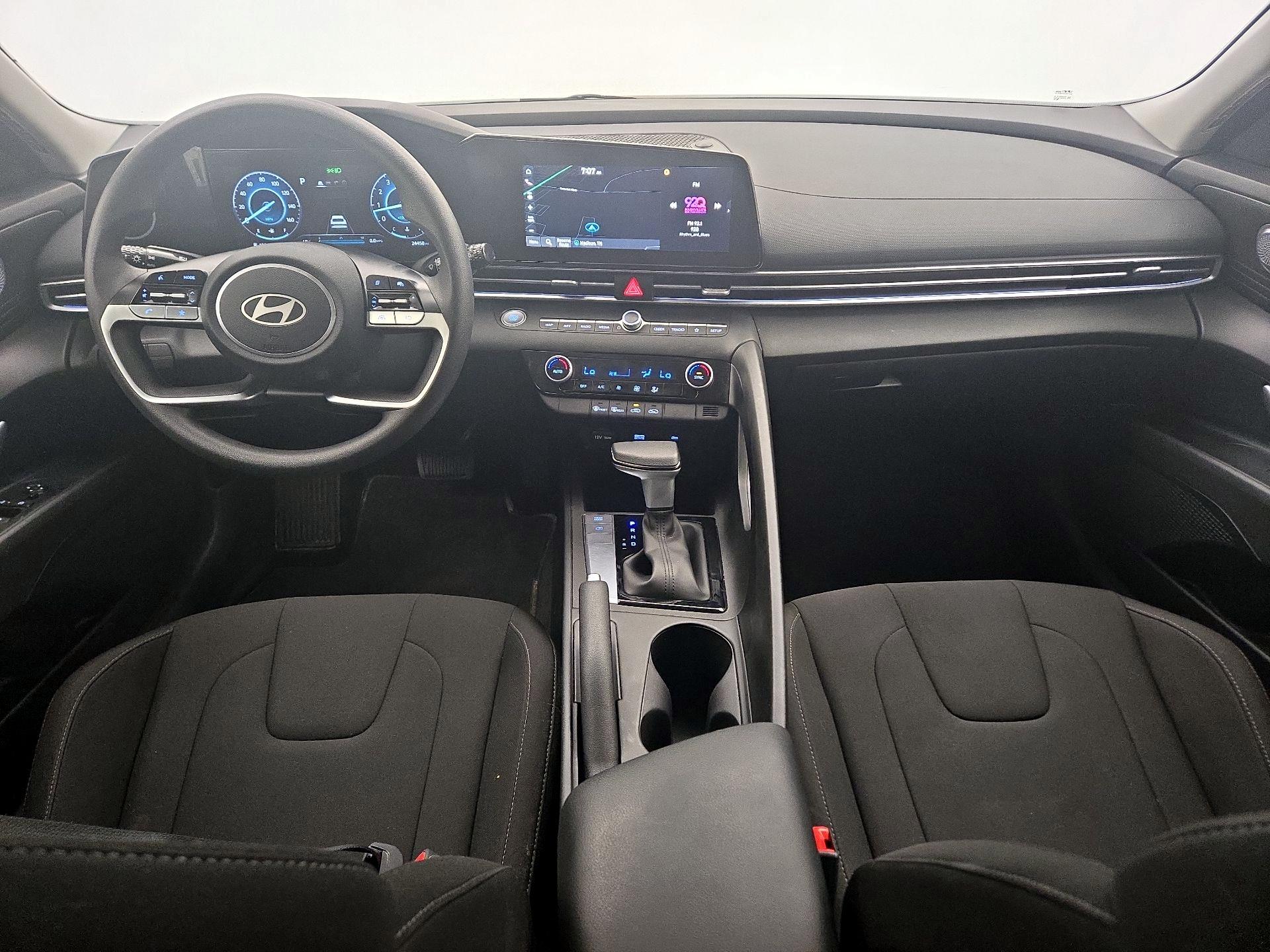 Thumbnail: 2024 Hyundai Elantra - 9