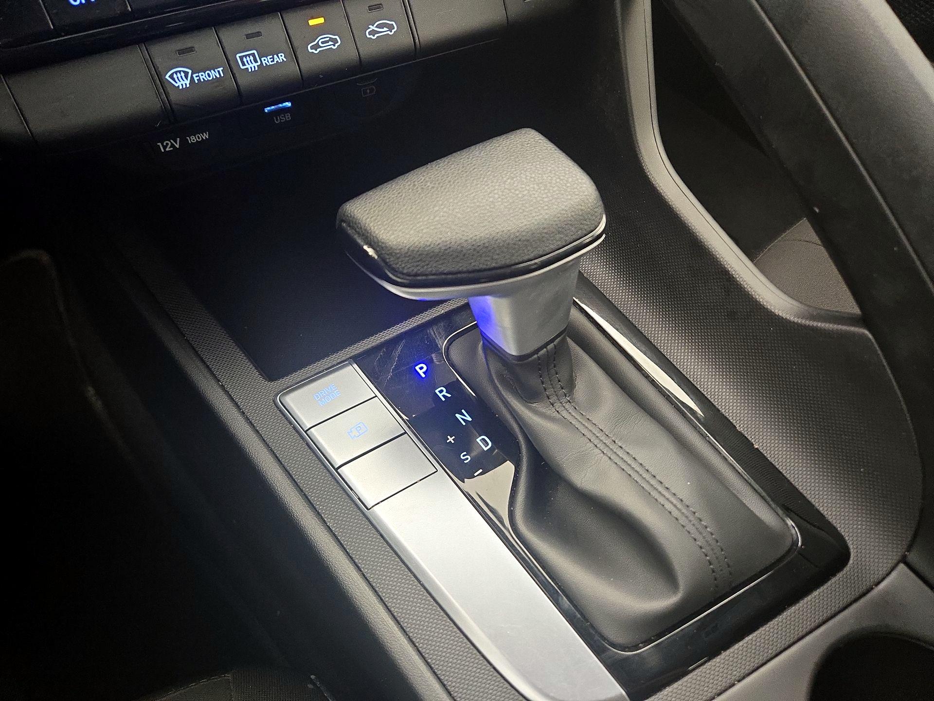 Thumbnail: 2024 Hyundai Elantra - 18