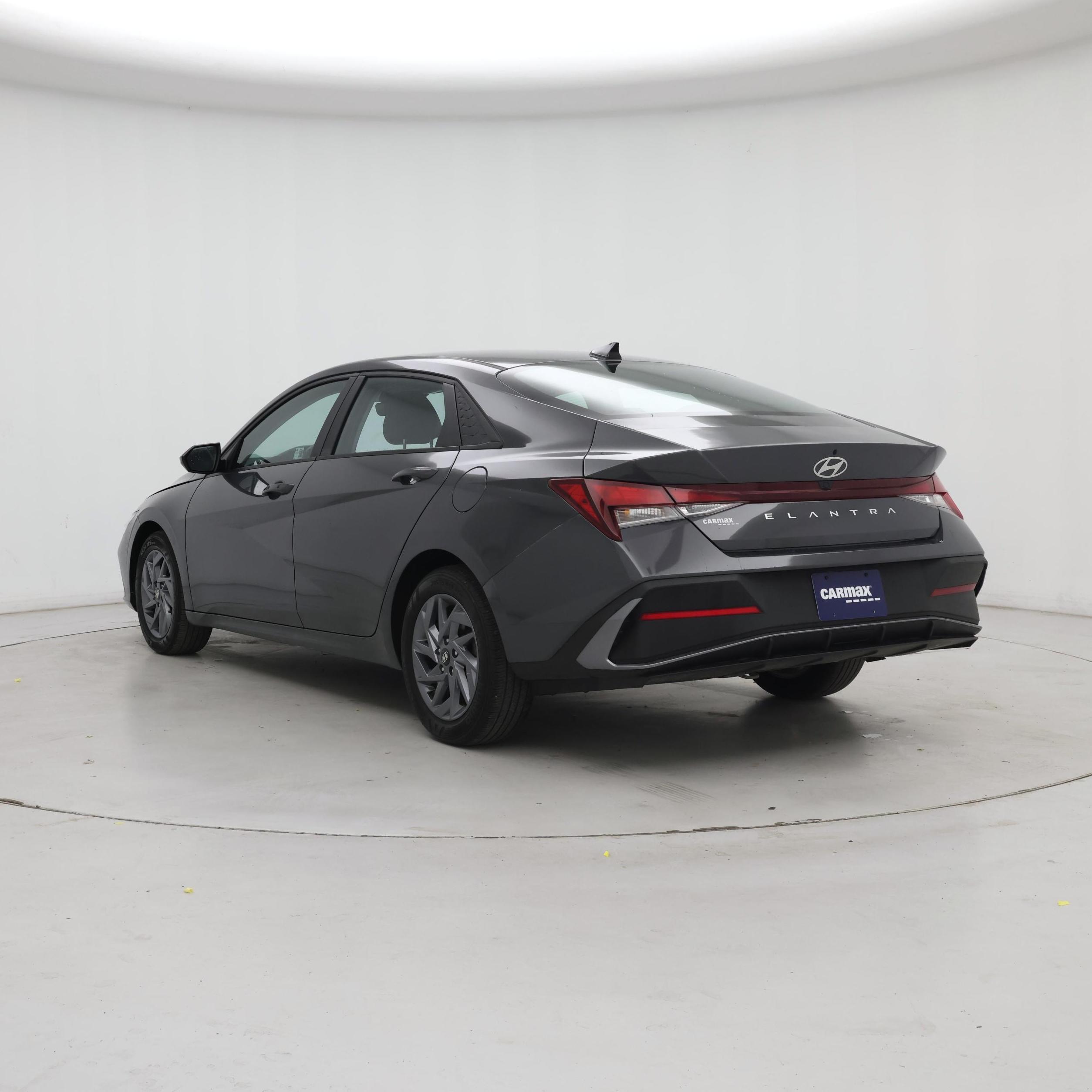 Thumbnail: 2024 Hyundai Elantra - 2