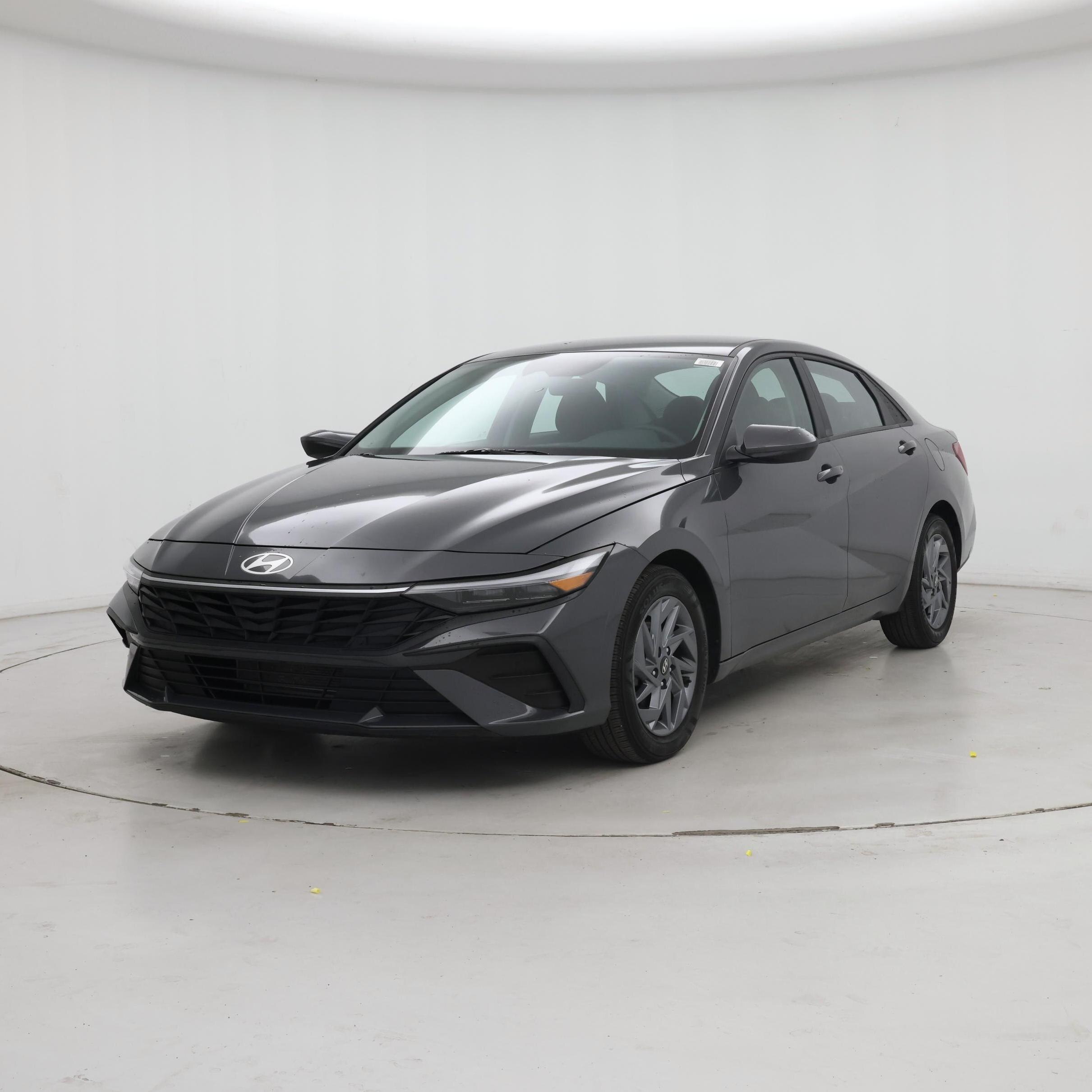 Thumbnail: 2024 Hyundai Elantra - 4