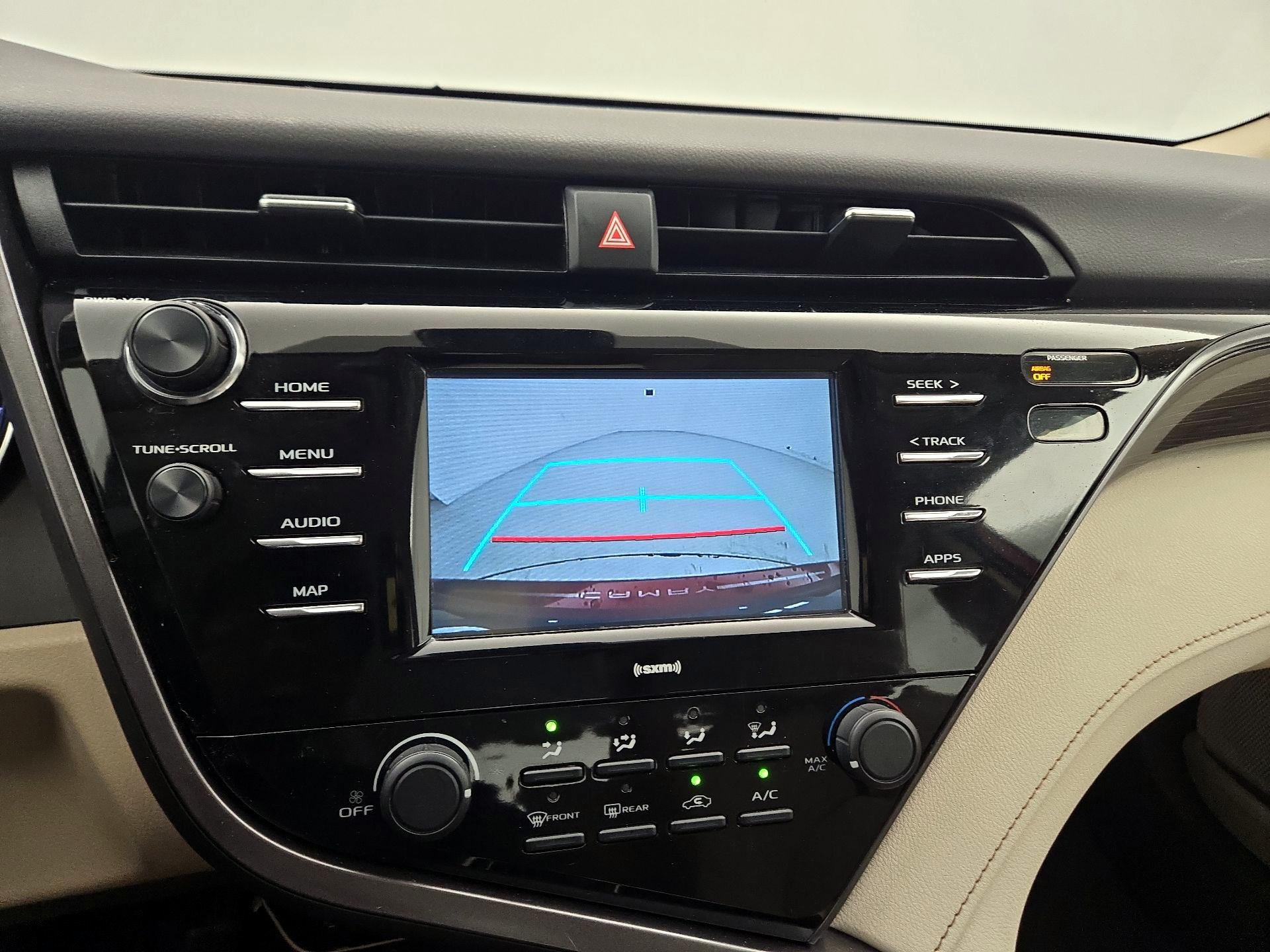 Thumbnail: 2020 Toyota Camry - 14