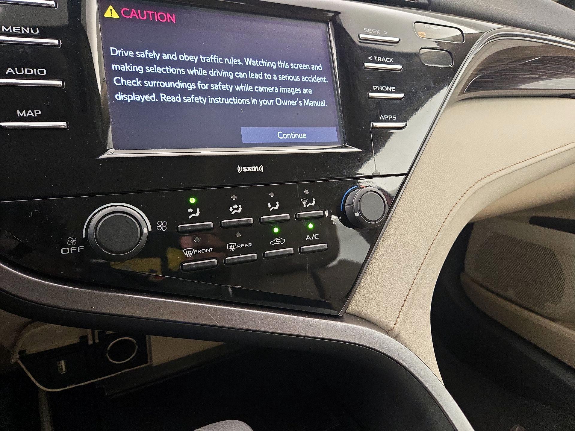 Thumbnail: 2020 Toyota Camry - 16