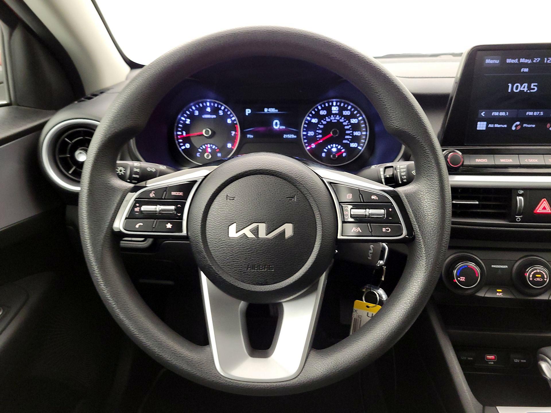 Thumbnail: 2023 Kia Forte - 10