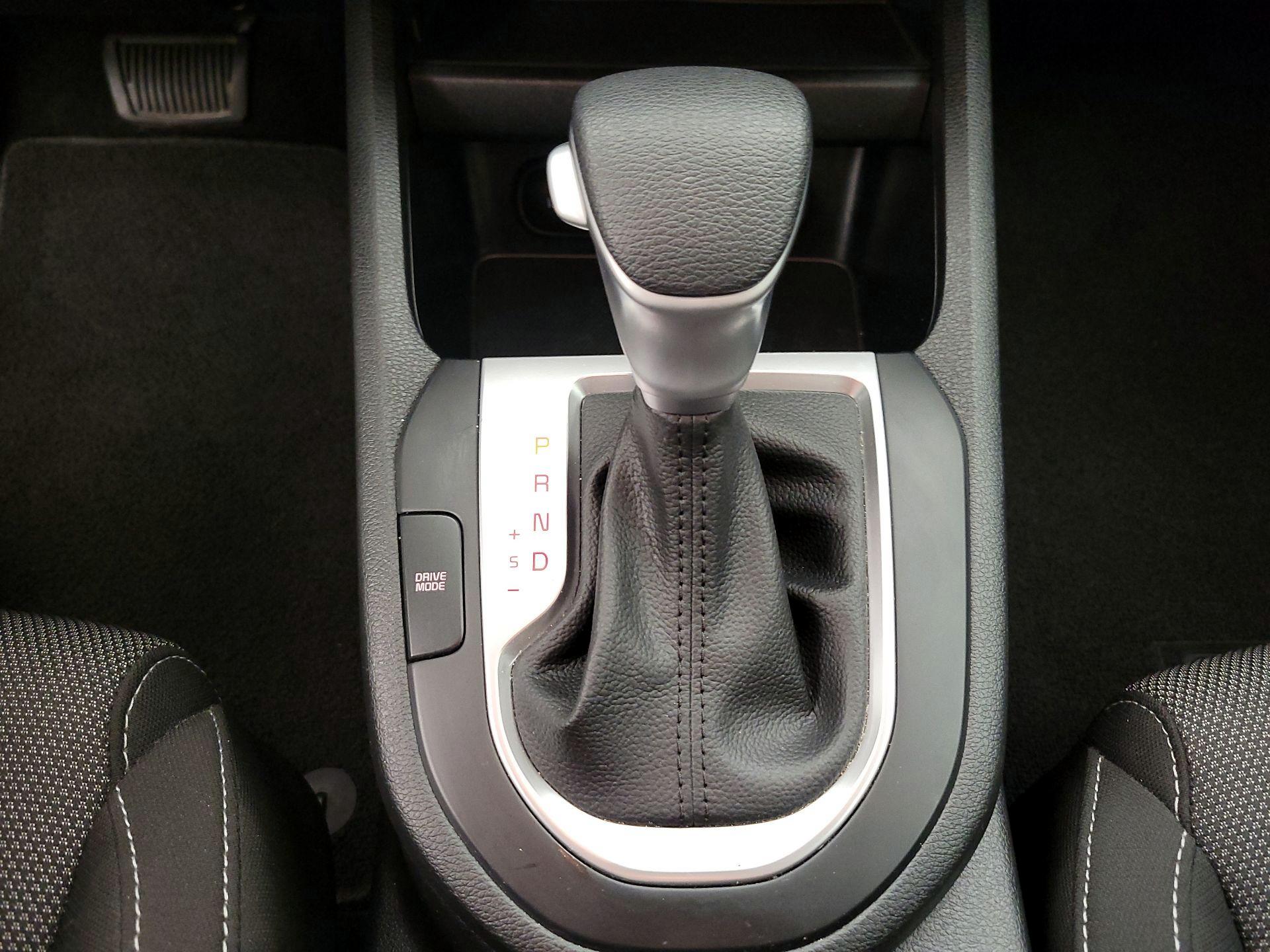 Thumbnail: 2023 Kia Forte - 17