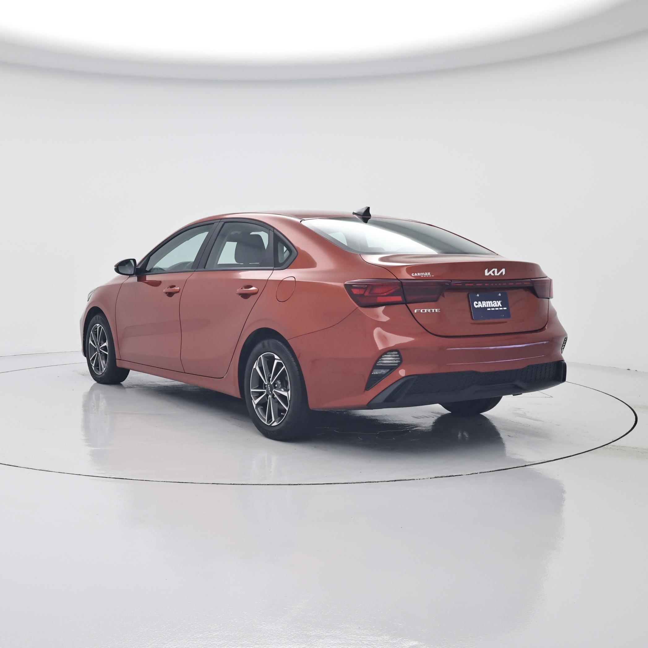Thumbnail: 2023 Kia Forte - 2