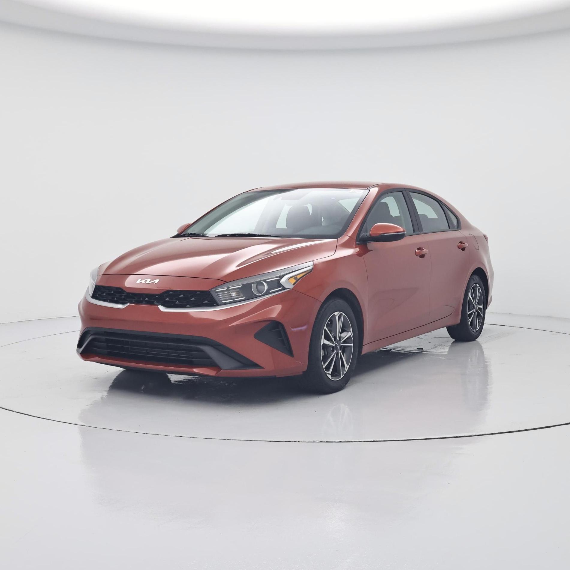 Thumbnail: 2023 Kia Forte - 4