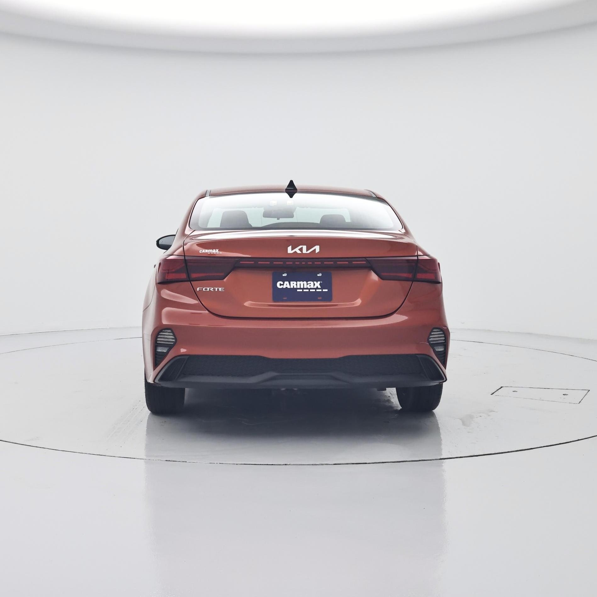 Thumbnail: 2023 Kia Forte - 6