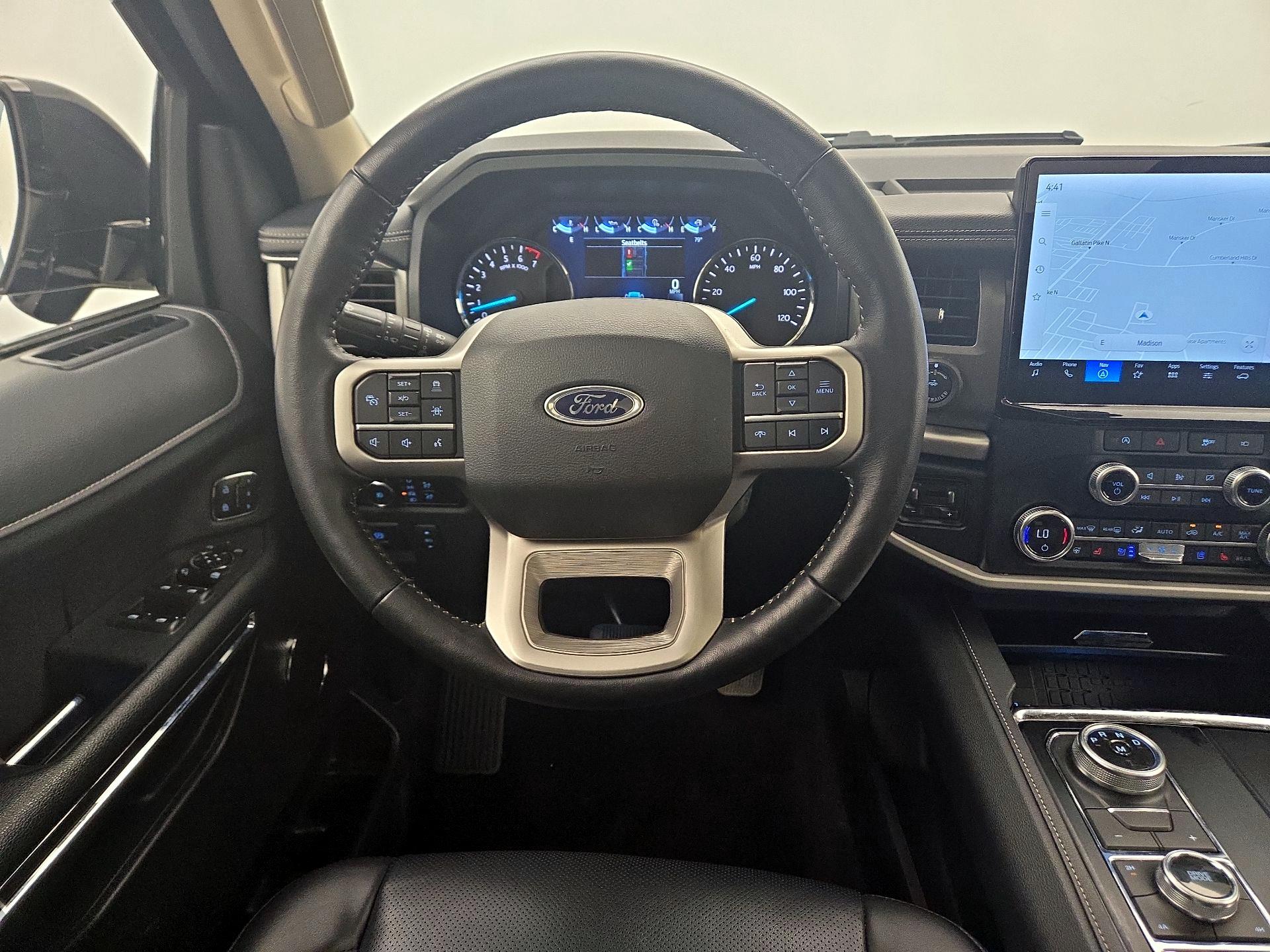 Thumbnail: 2023 Ford Expedition - 10