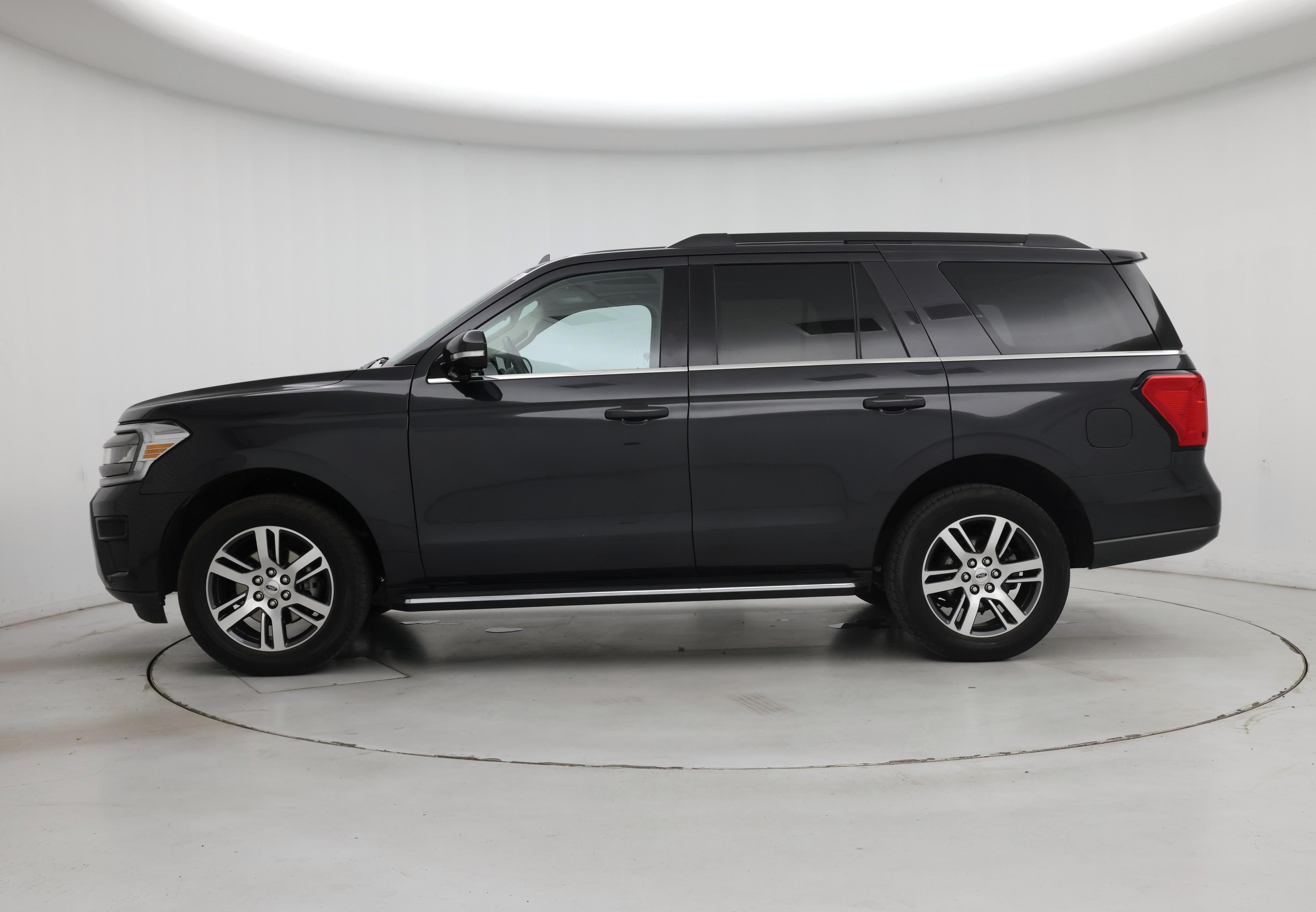 Thumbnail: 2023 Ford Expedition - 3