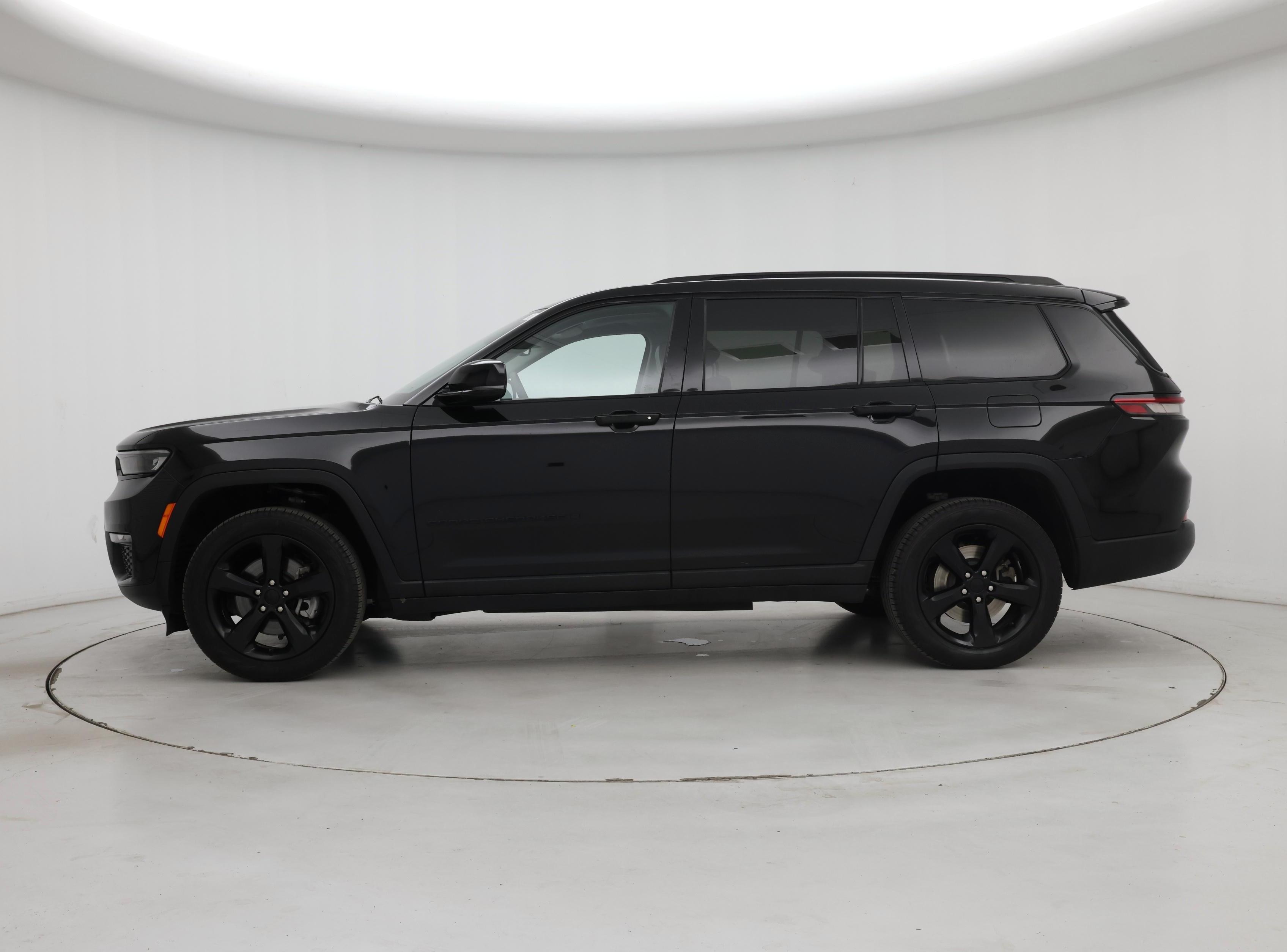 Thumbnail: 2023 Jeep Grand Cherokee L - 3