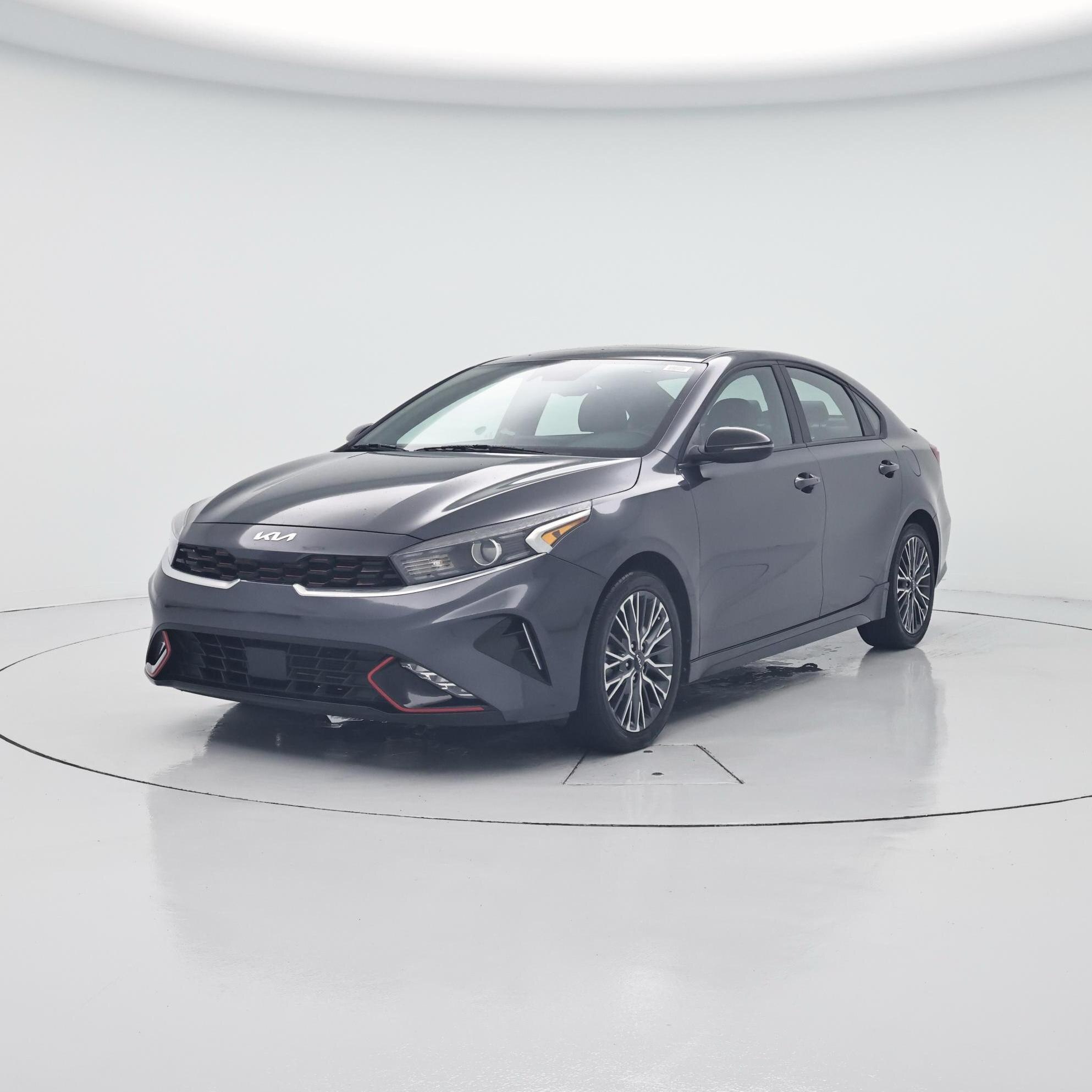 Thumbnail: 2023 Kia Forte - 4