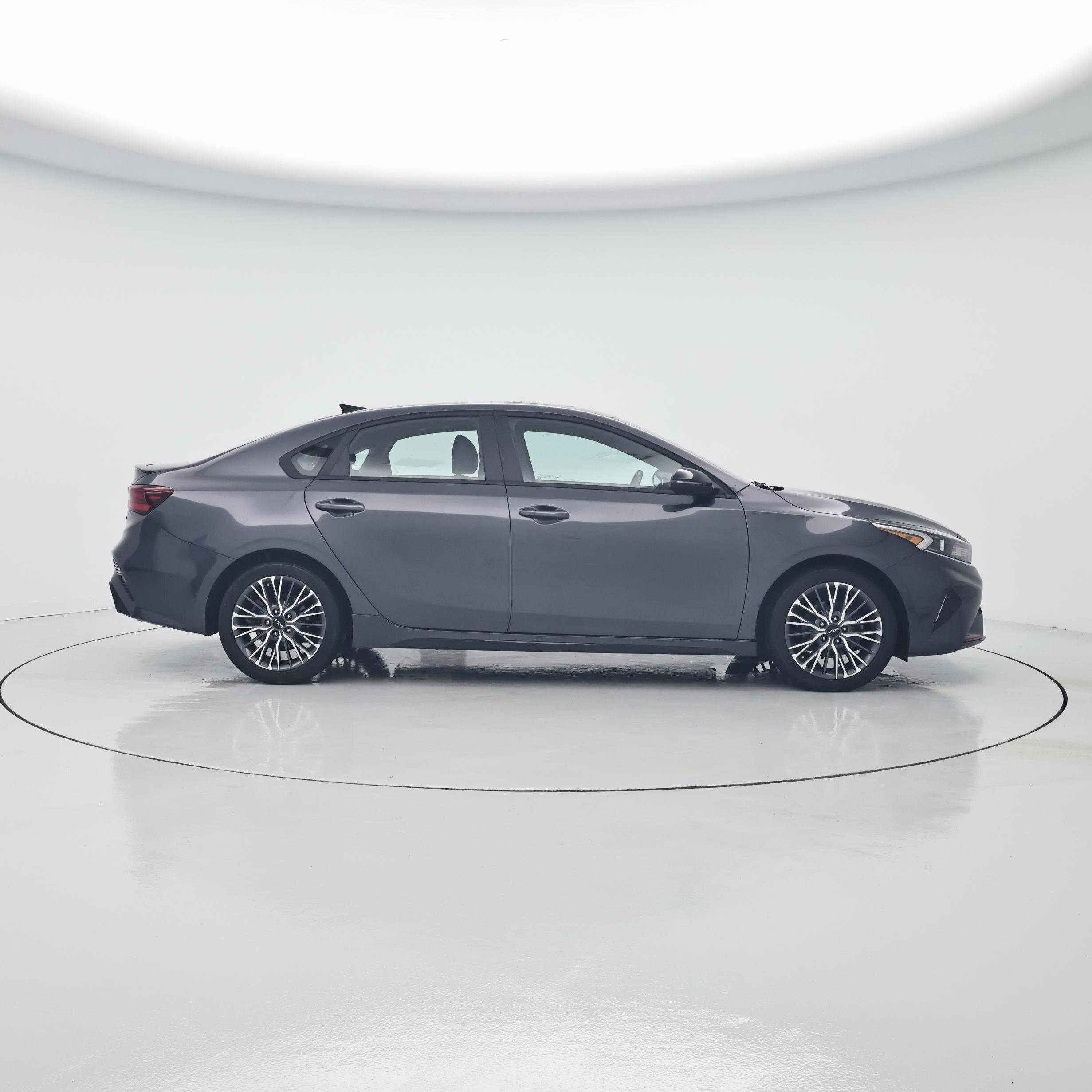 Thumbnail: 2023 Kia Forte - 7
