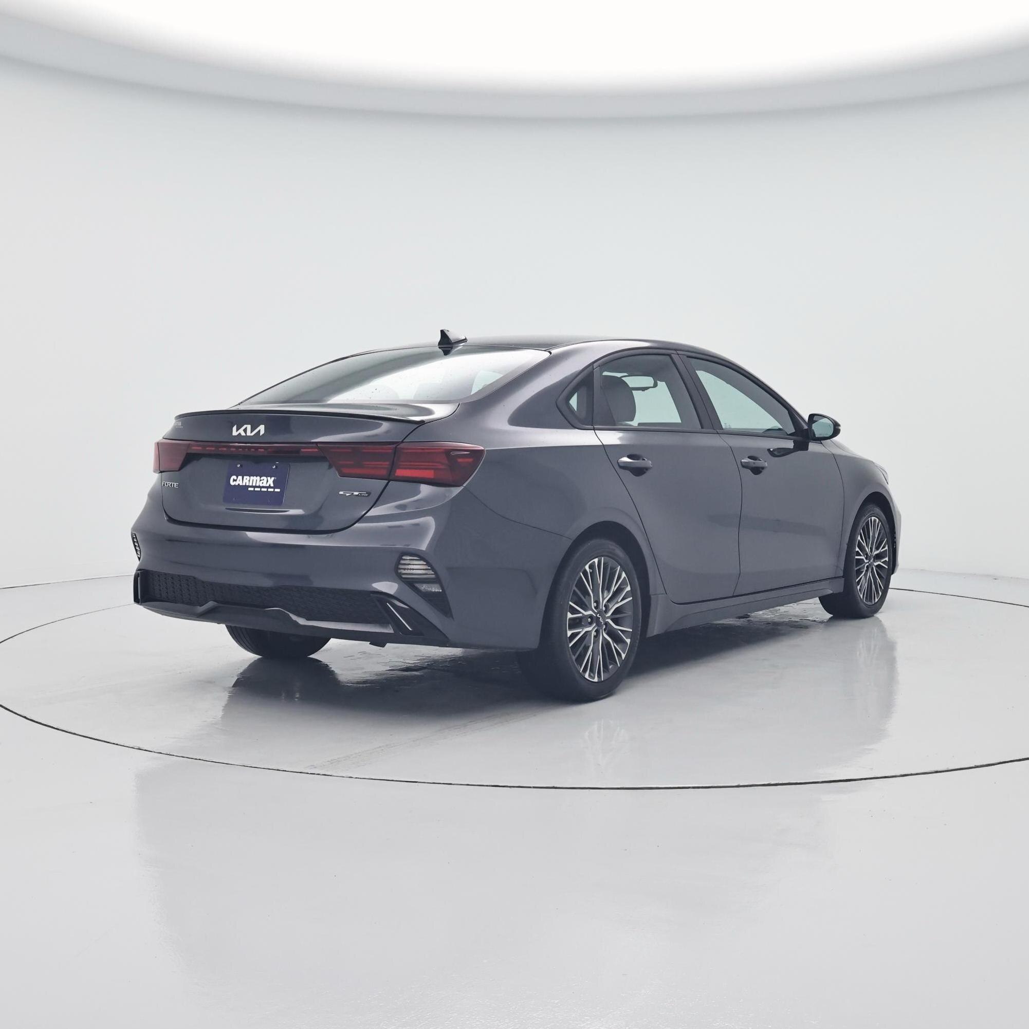 Thumbnail: 2023 Kia Forte - 8