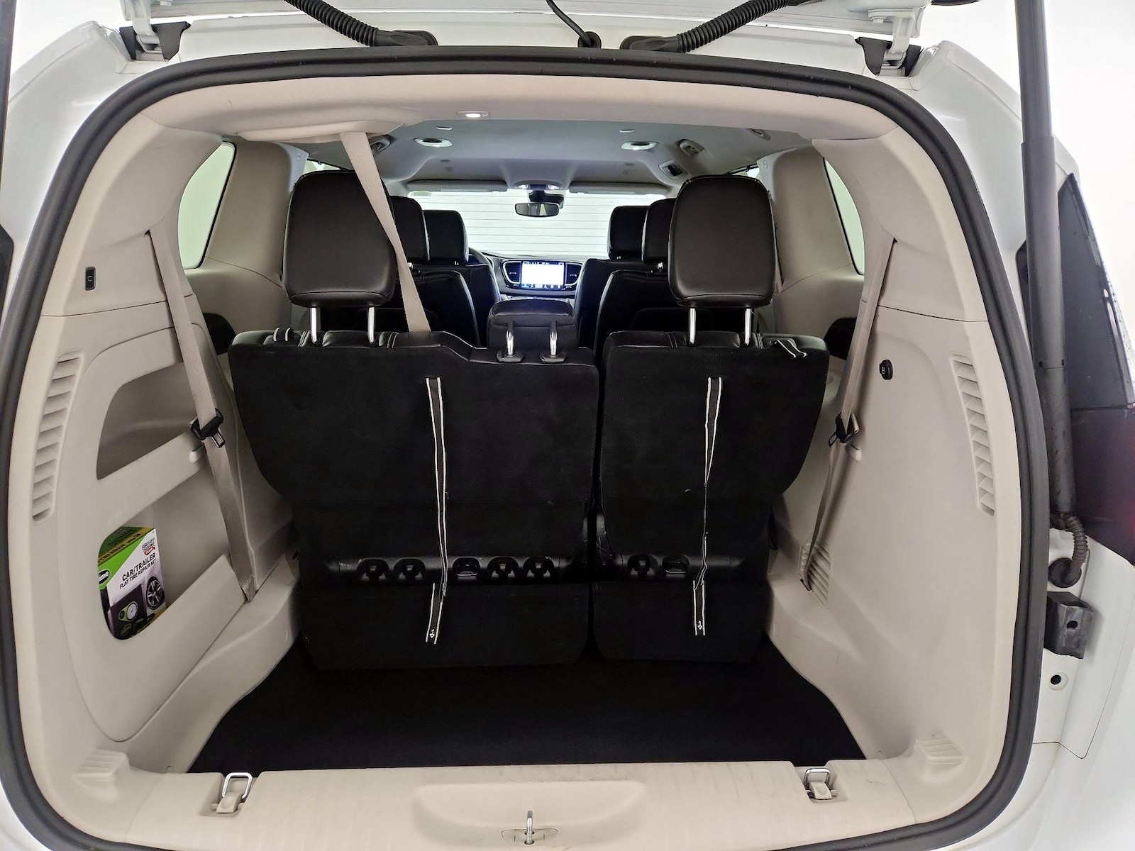 2023 Chrysler Pacifica Touring L - Photo 17