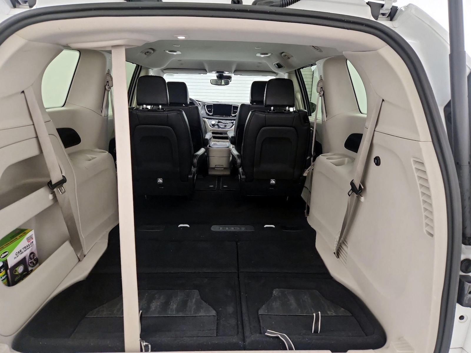 2023 Chrysler Pacifica Touring L - Photo 18