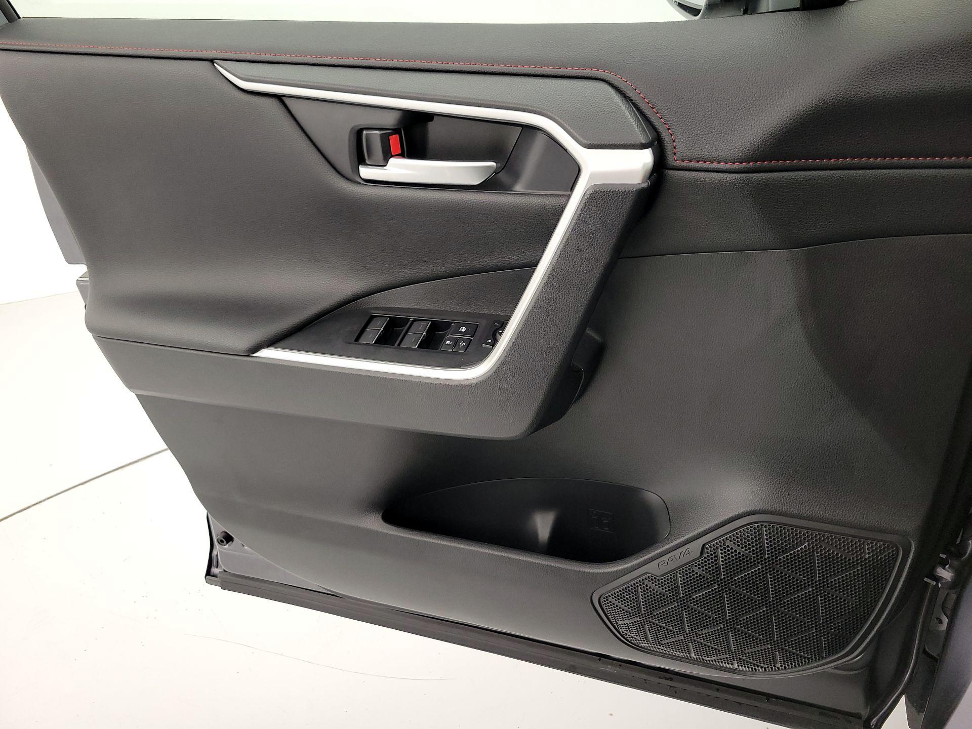 Thumbnail: 2023 Toyota RAV4 - 12