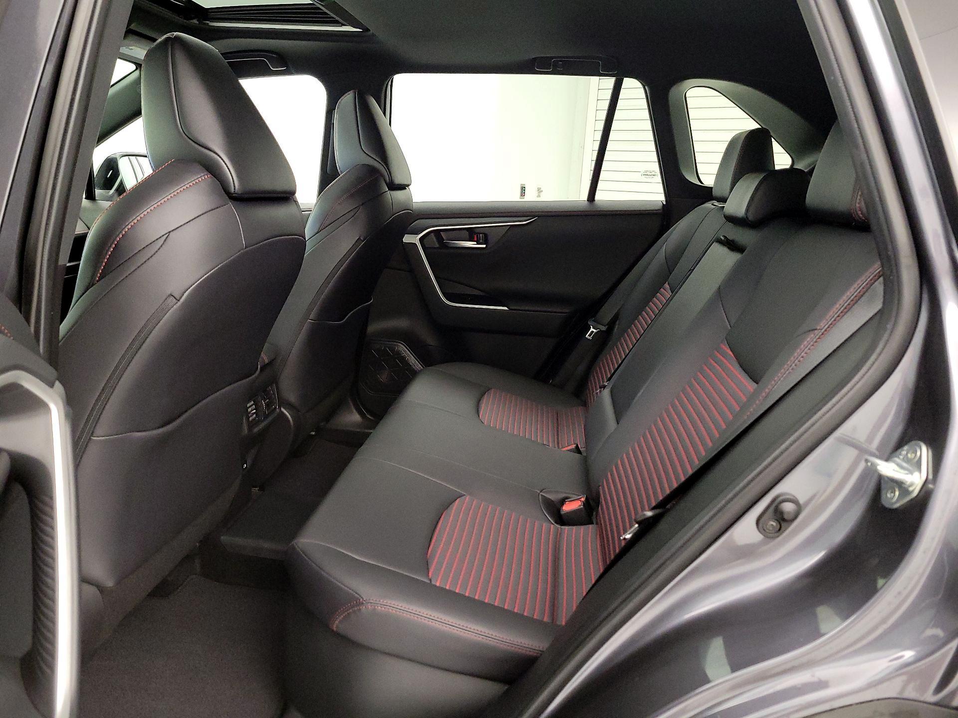 Thumbnail: 2023 Toyota RAV4 - 20