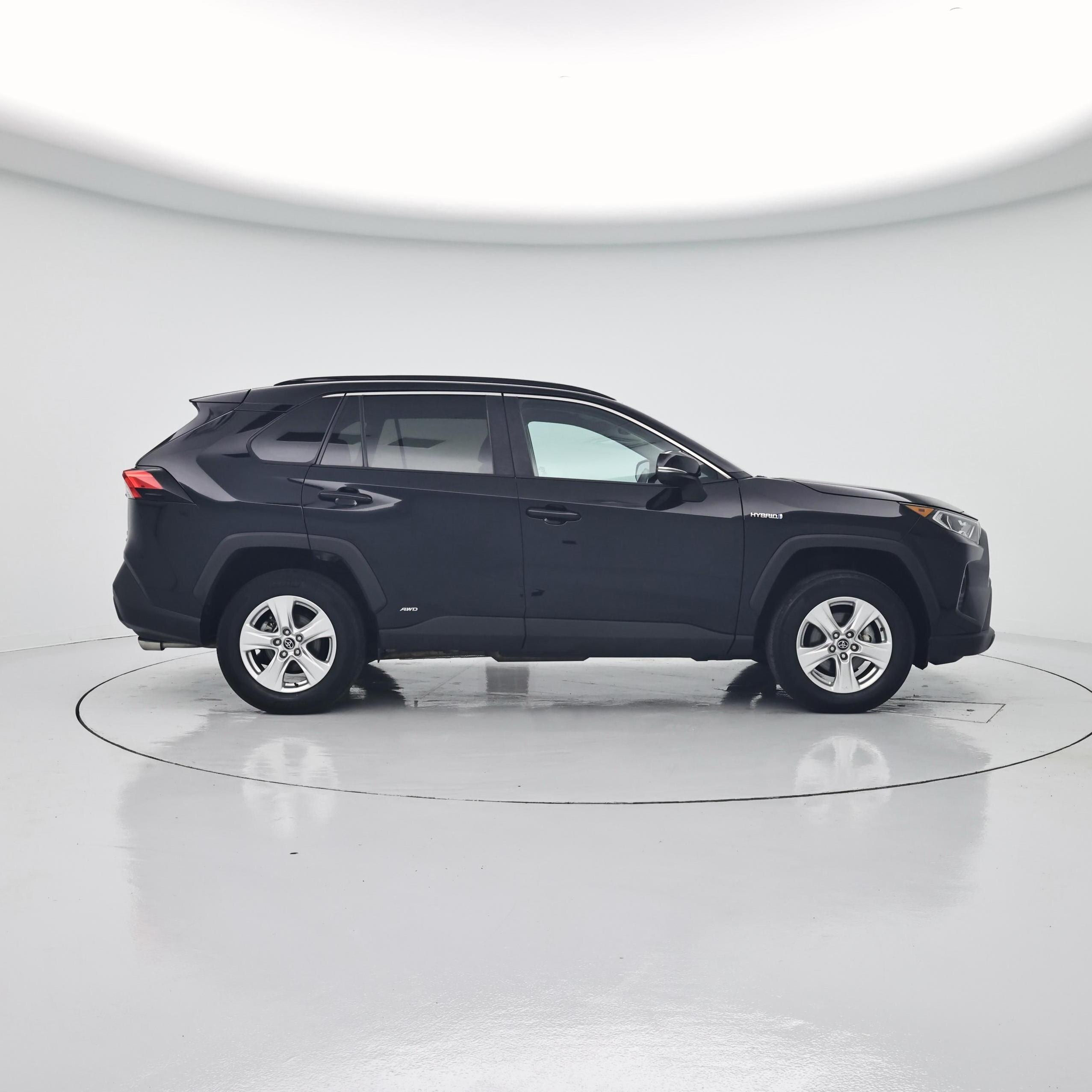 Thumbnail: 2020 Toyota RAV4 - 7