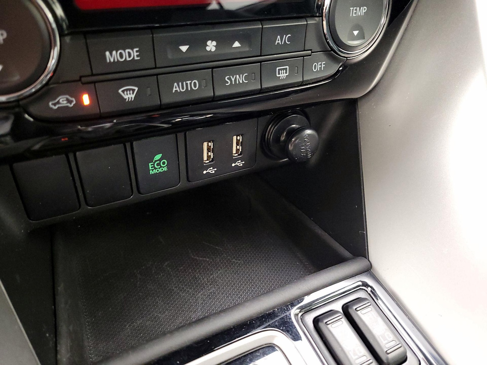 2024 Mitsubishi Eclipse Cross SE - Photo 20