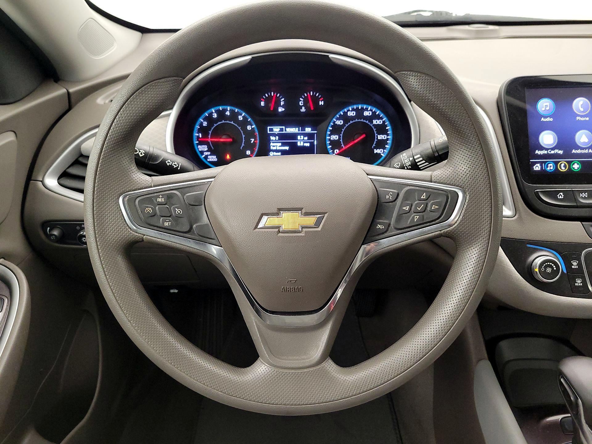 Thumbnail: 2021 Chevrolet Malibu - 10