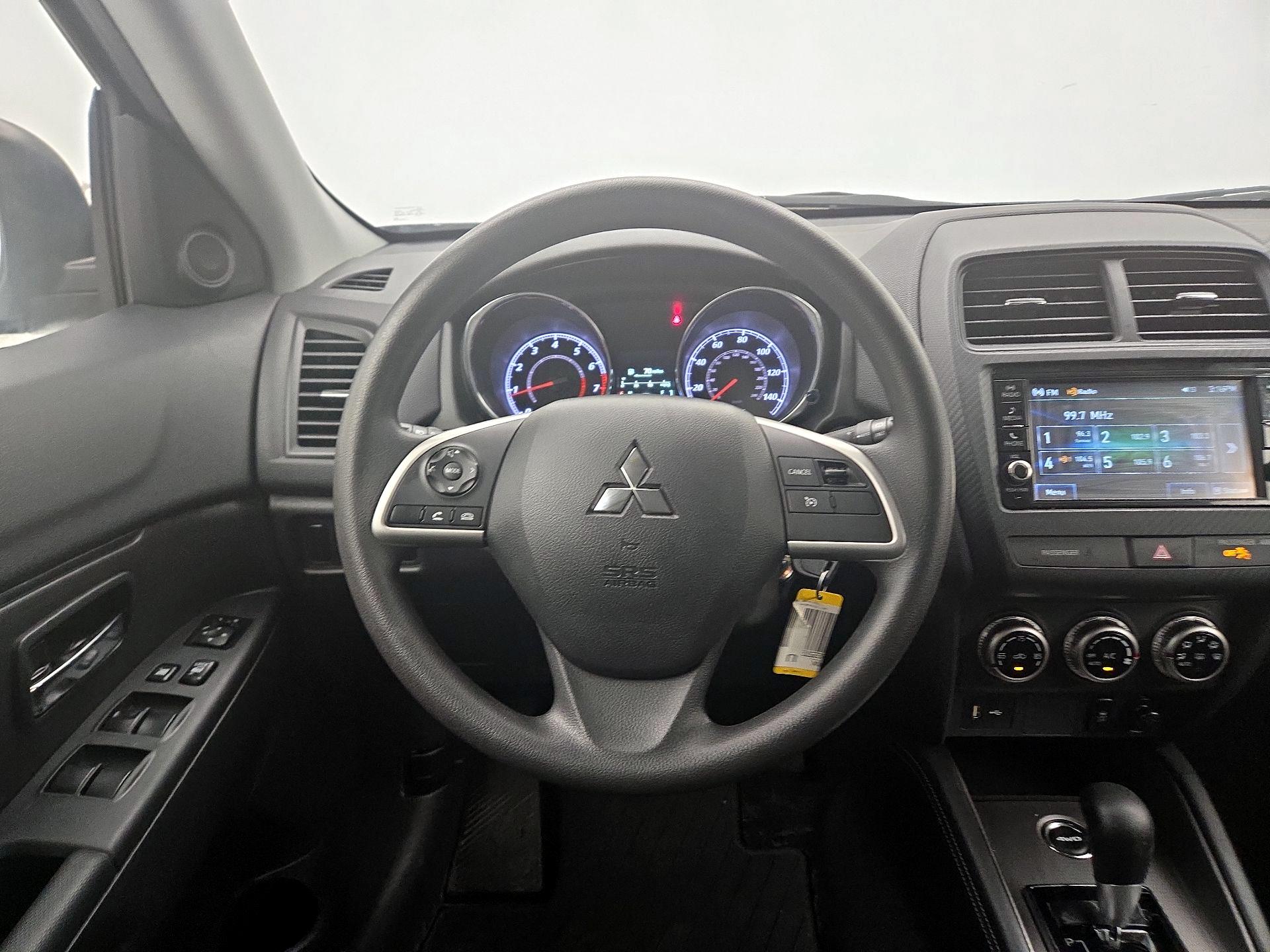 Thumbnail: 2024 Mitsubishi Outlander Sport - 10