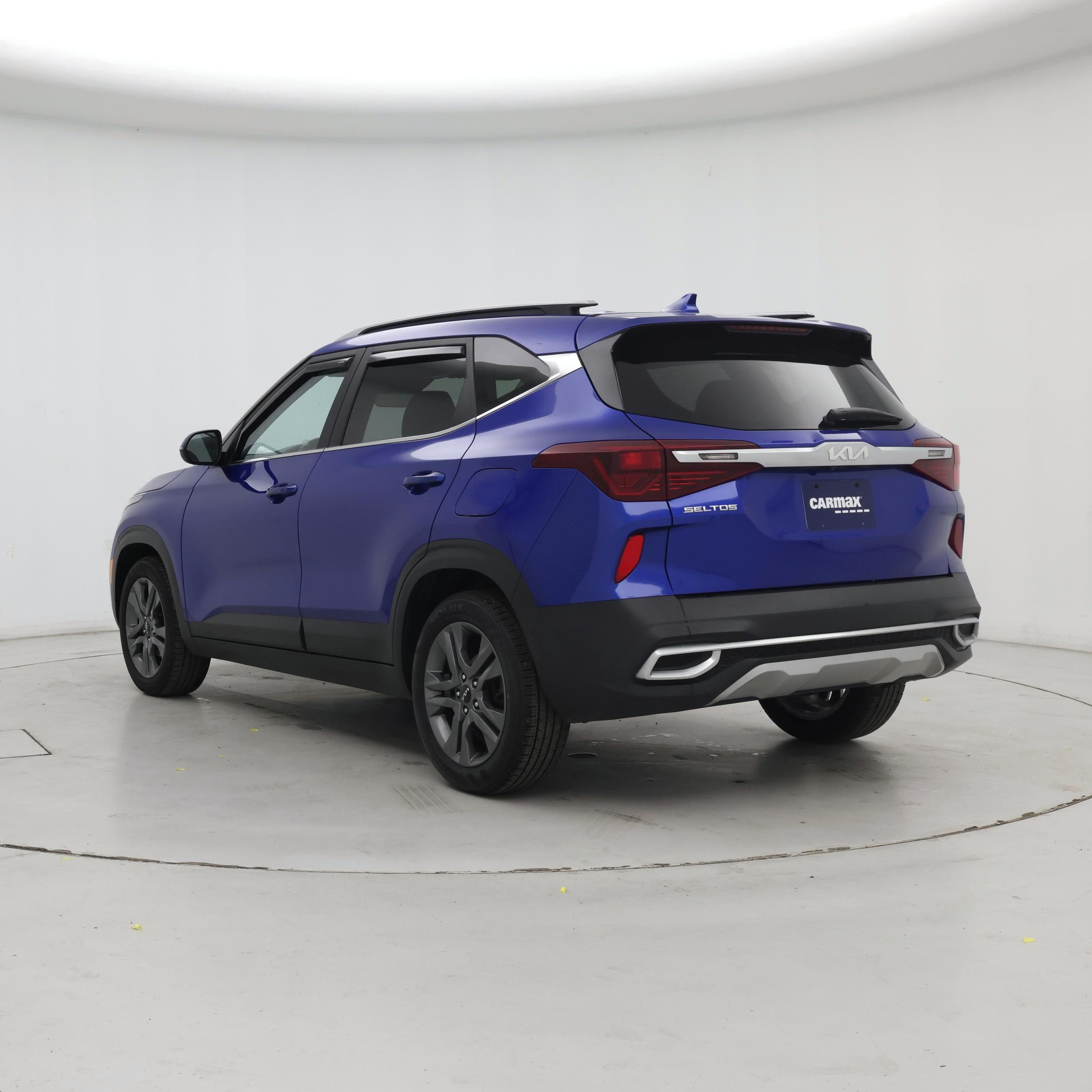 Thumbnail: 2023 Kia Seltos - 2