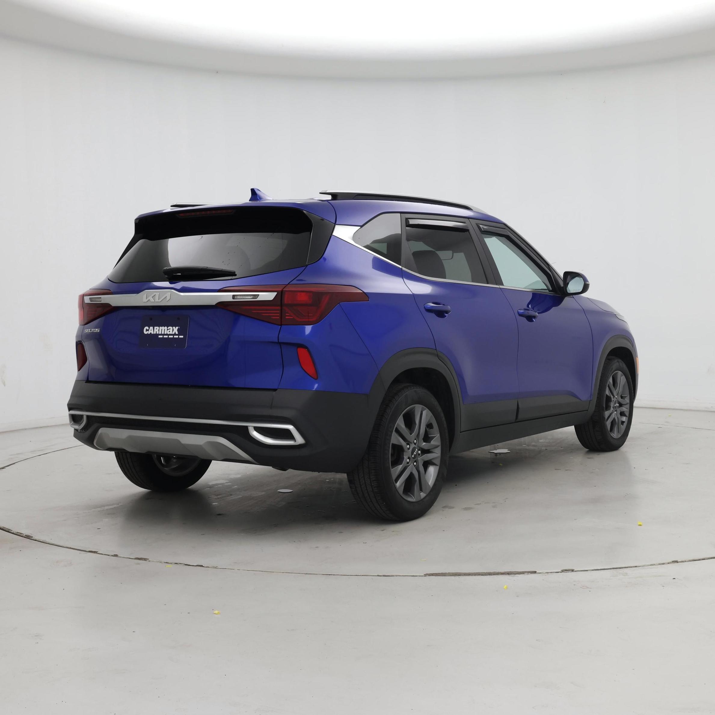 Thumbnail: 2023 Kia Seltos - 8
