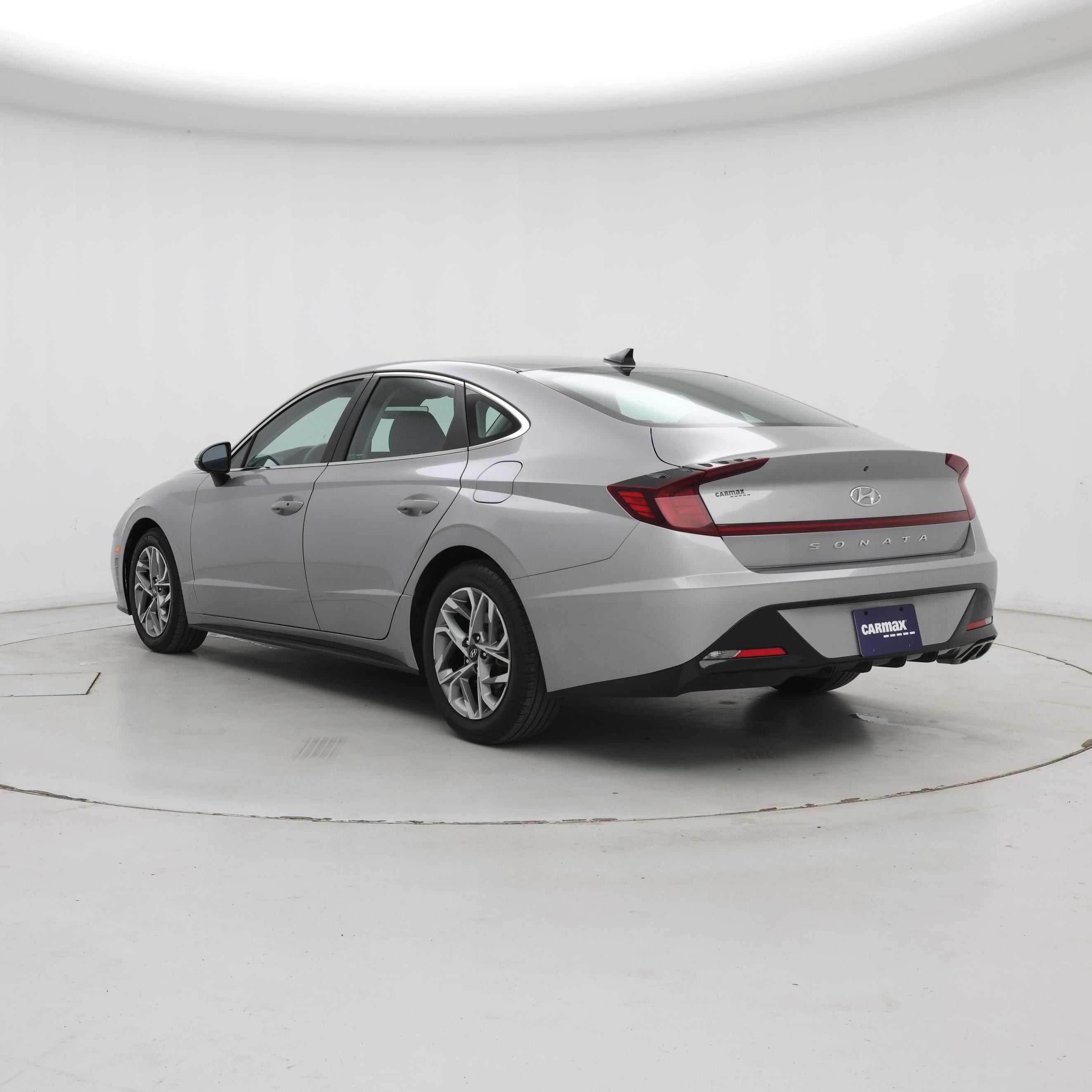 Thumbnail: 2023 Hyundai Sonata - 2