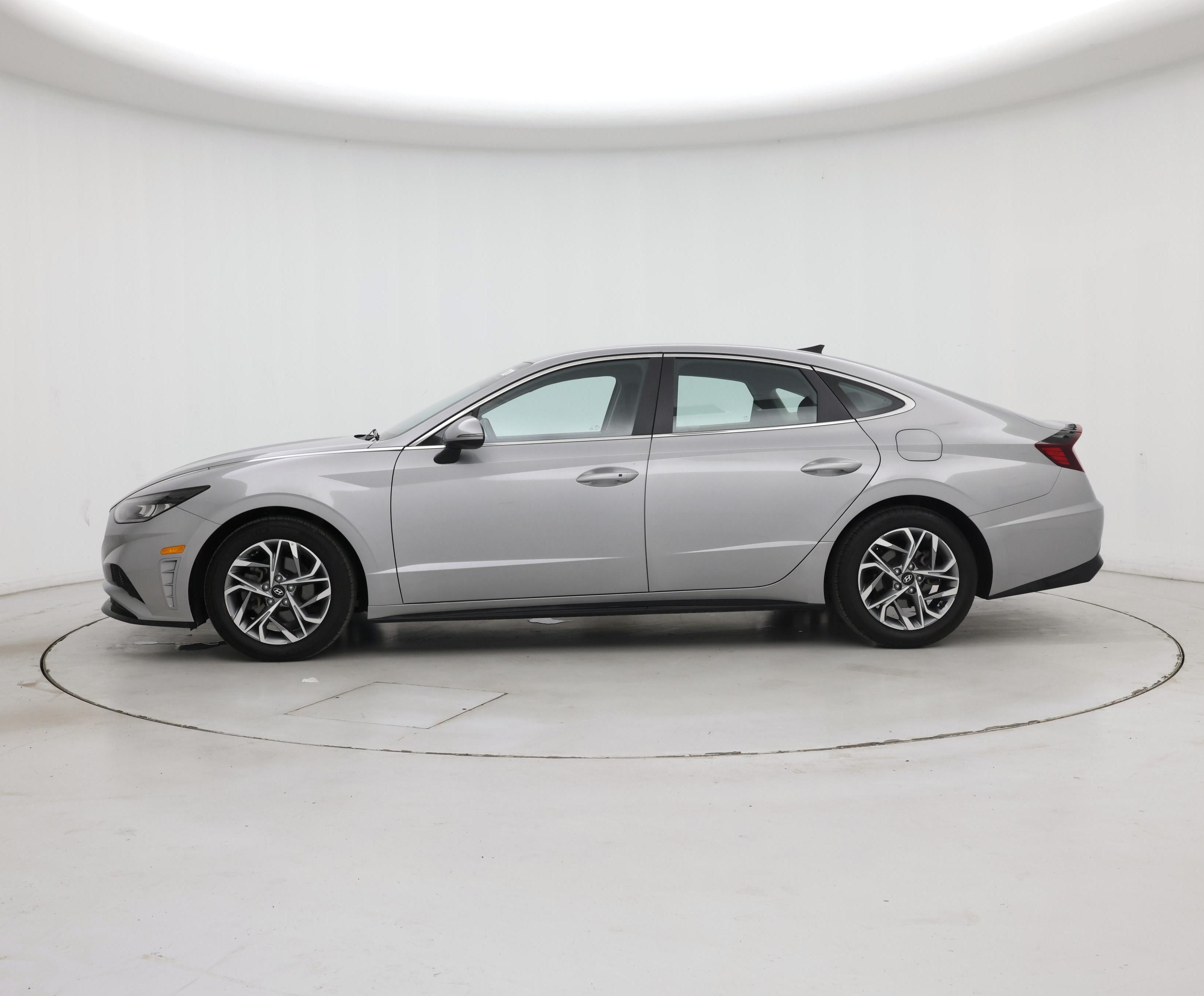 Thumbnail: 2023 Hyundai Sonata - 3