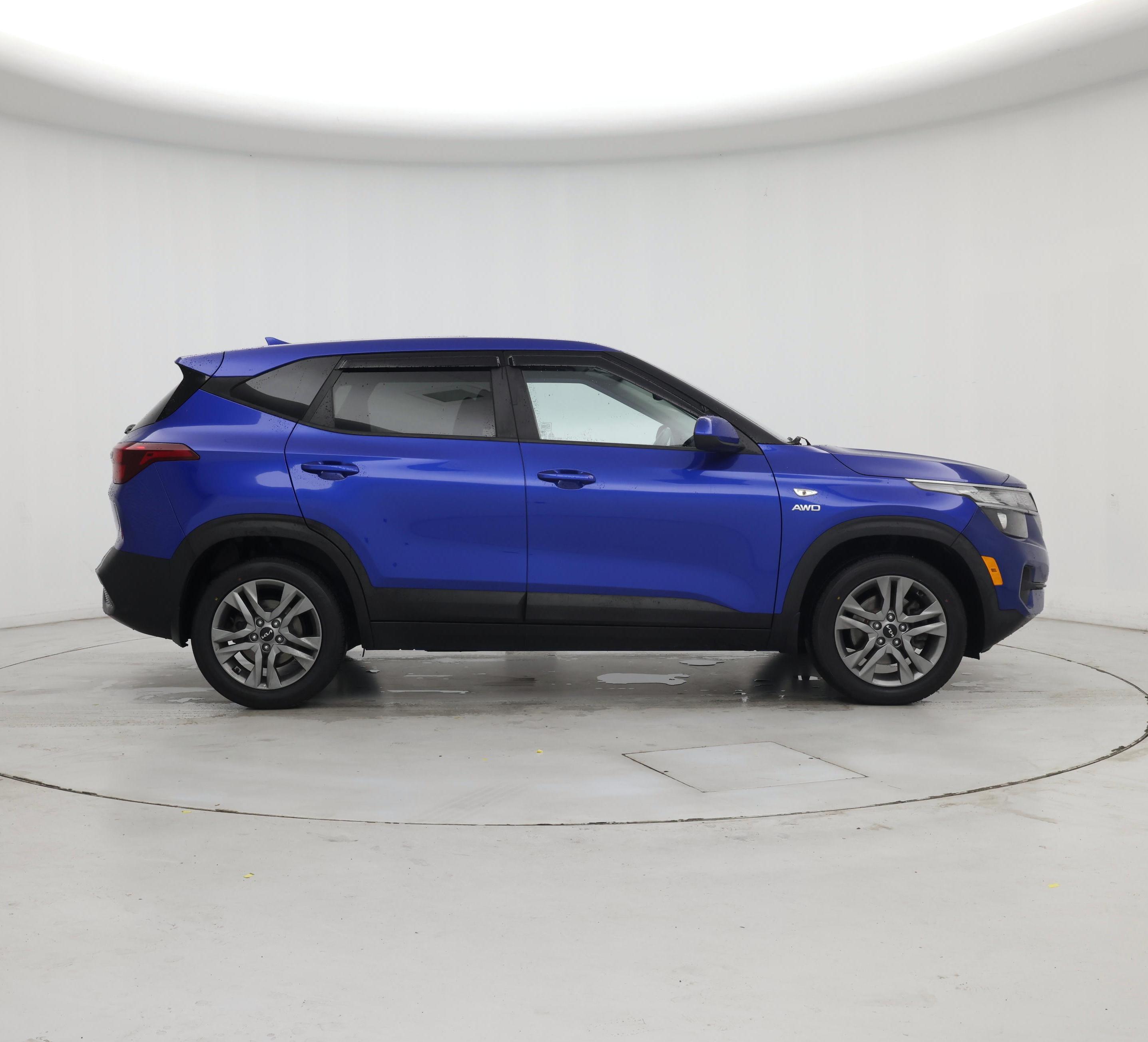Thumbnail: 2022 Kia Seltos - 7