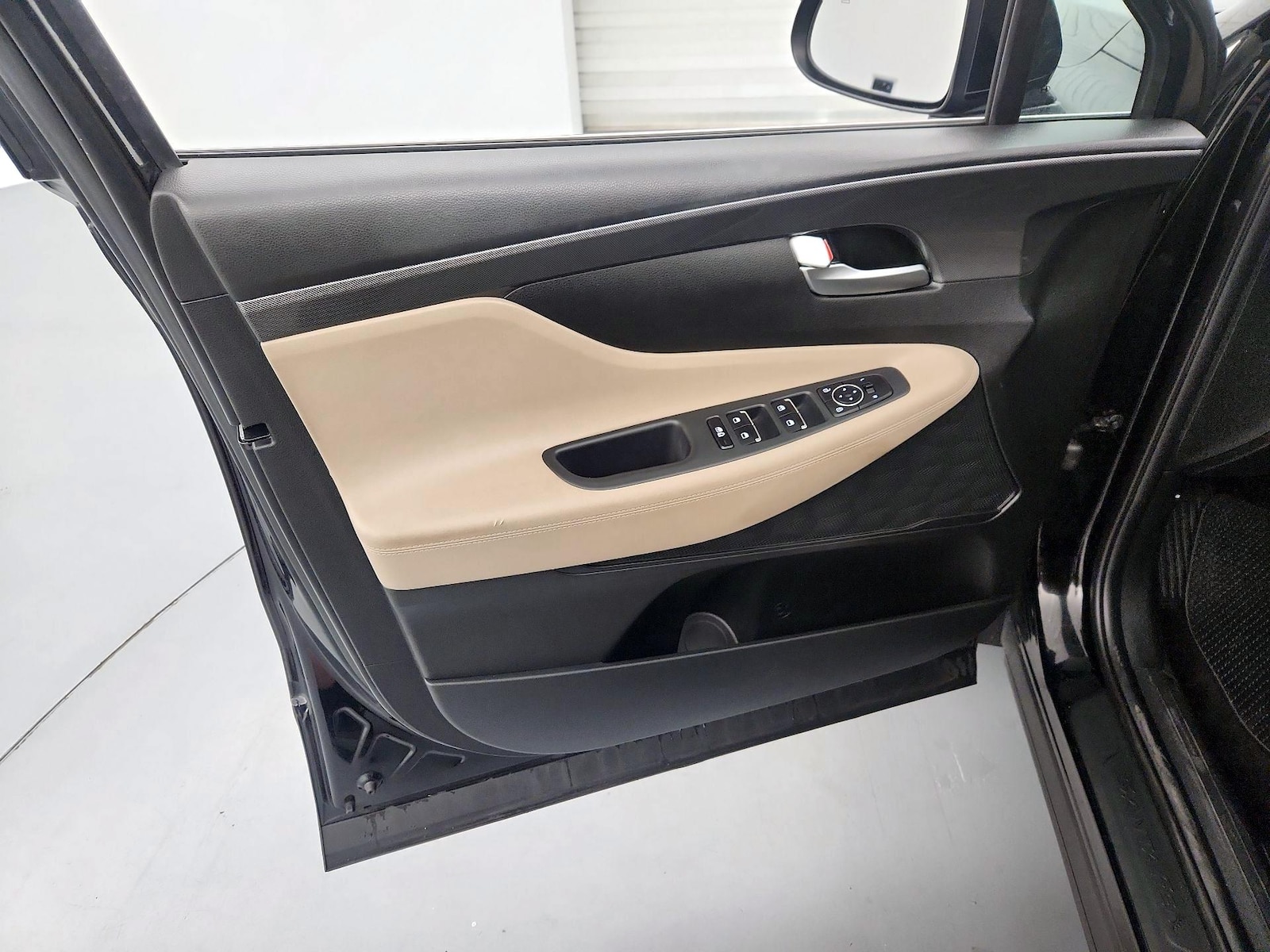 2023 Hyundai Santa Fe SE - Photo 13