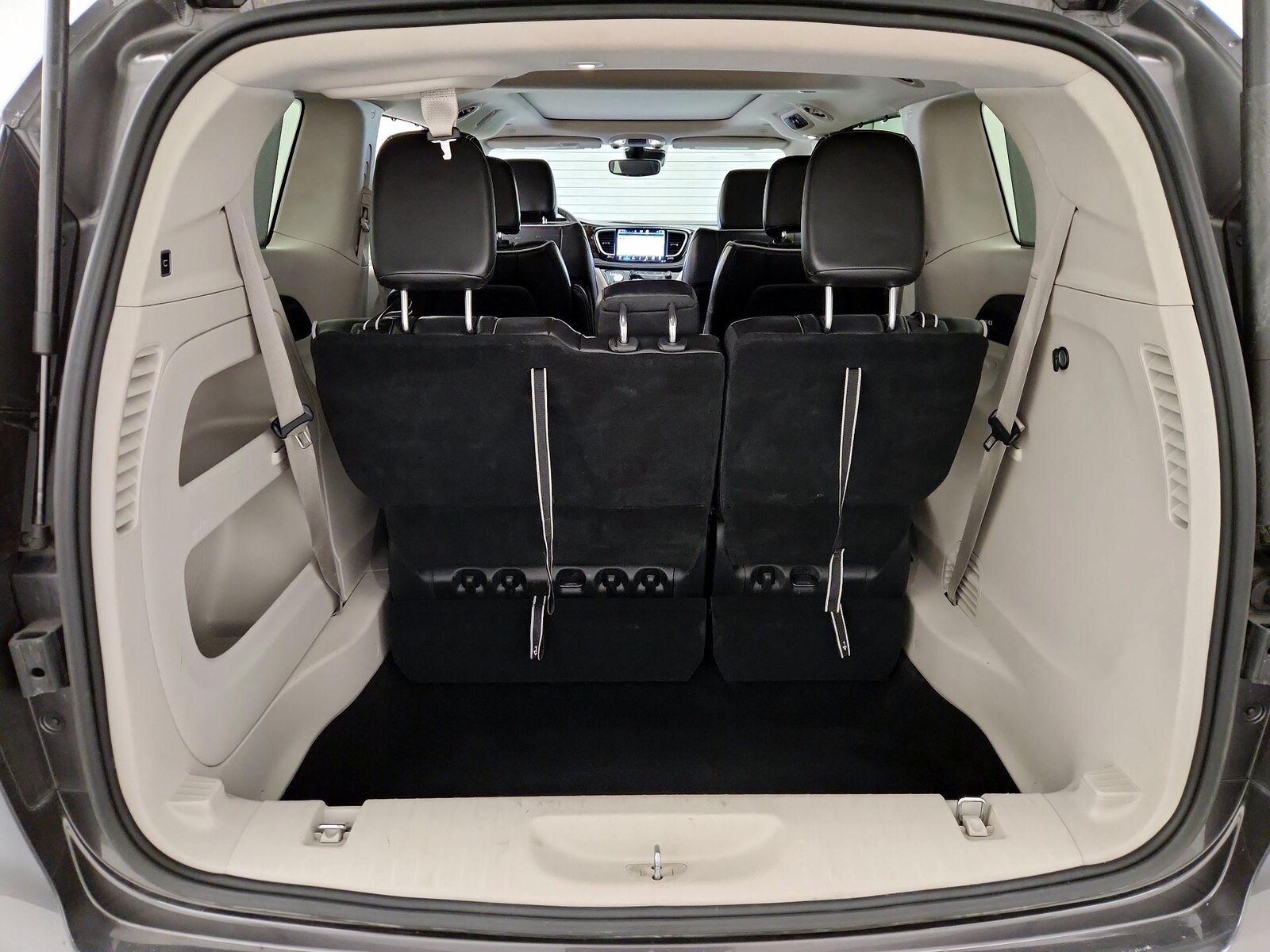 2023 Chrysler Pacifica Limited - Photo 22