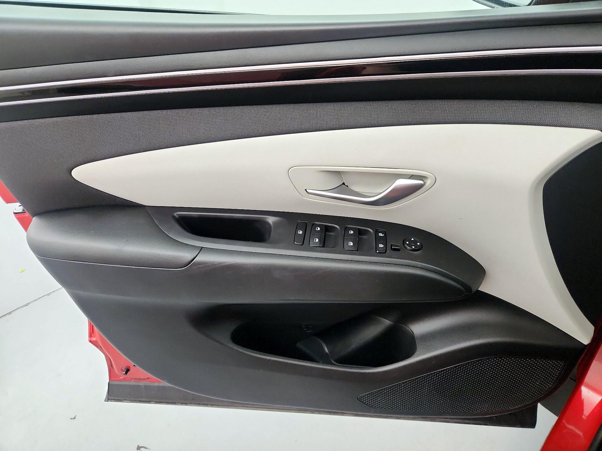 Thumbnail: 2023 Hyundai Tucson - 12