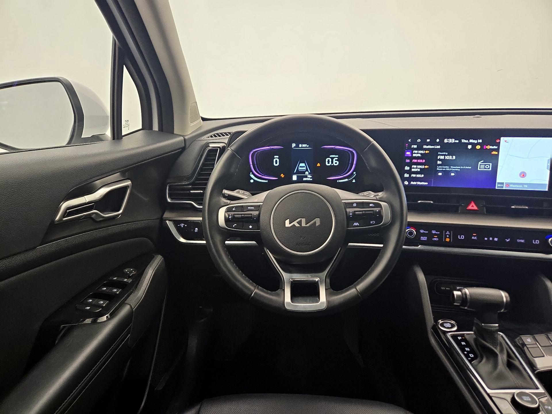 Thumbnail: 2023 Kia Sportage - 10