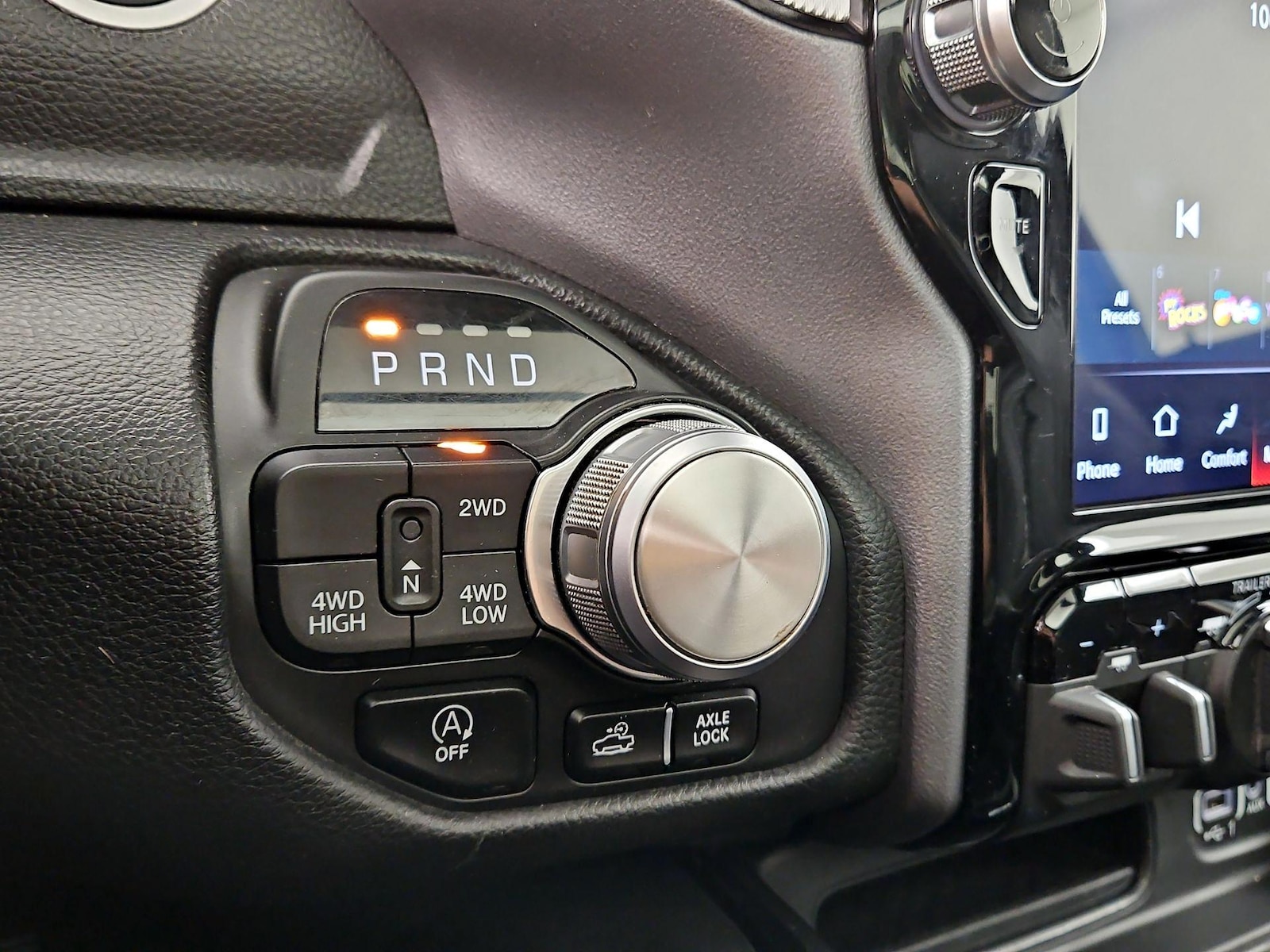 2024 RAM Ram 1500 Pickup Rebel - Photo 18